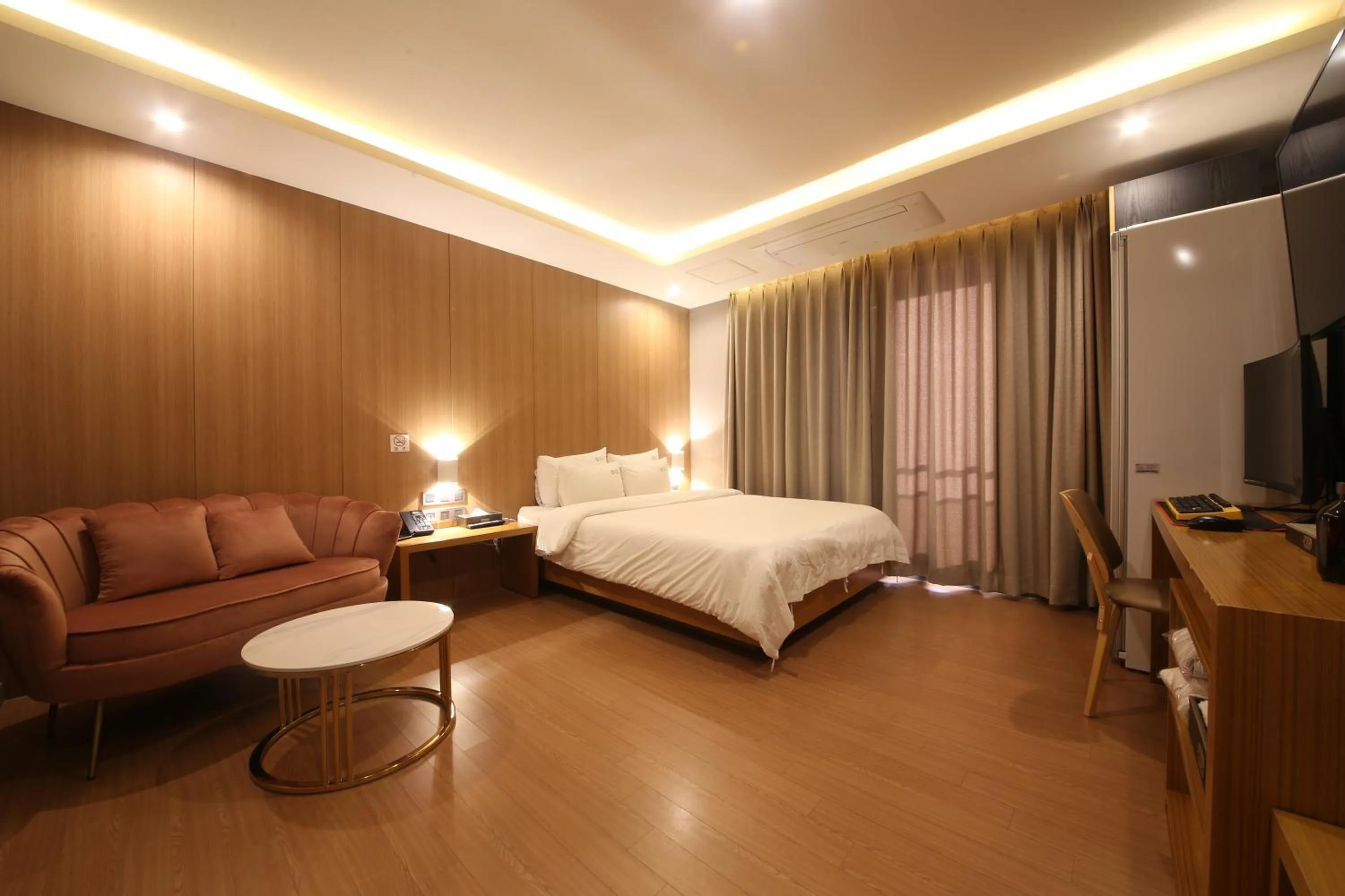 Bed in Hotel Prima Busan