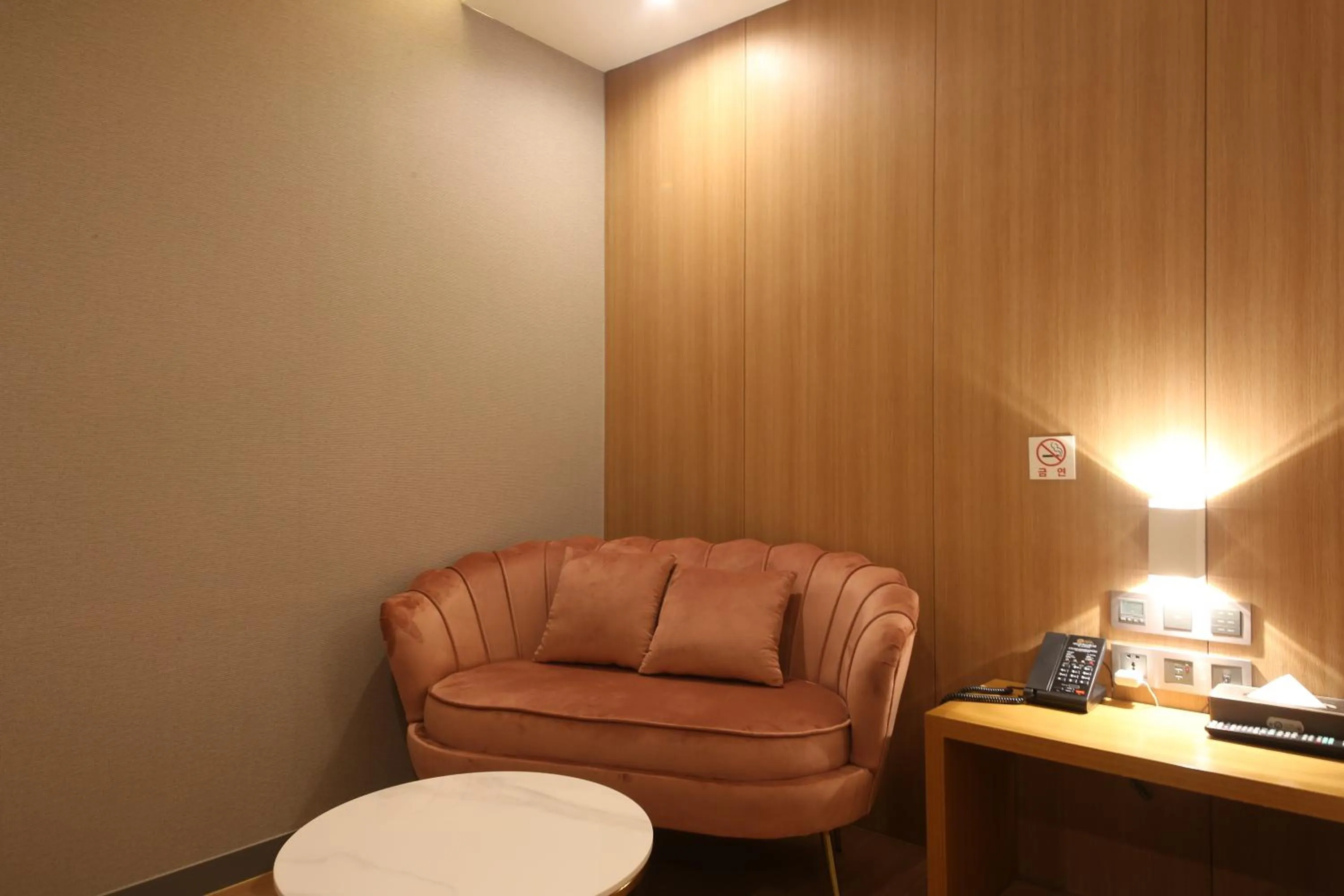 hair dresser in Hotel Prima Busan