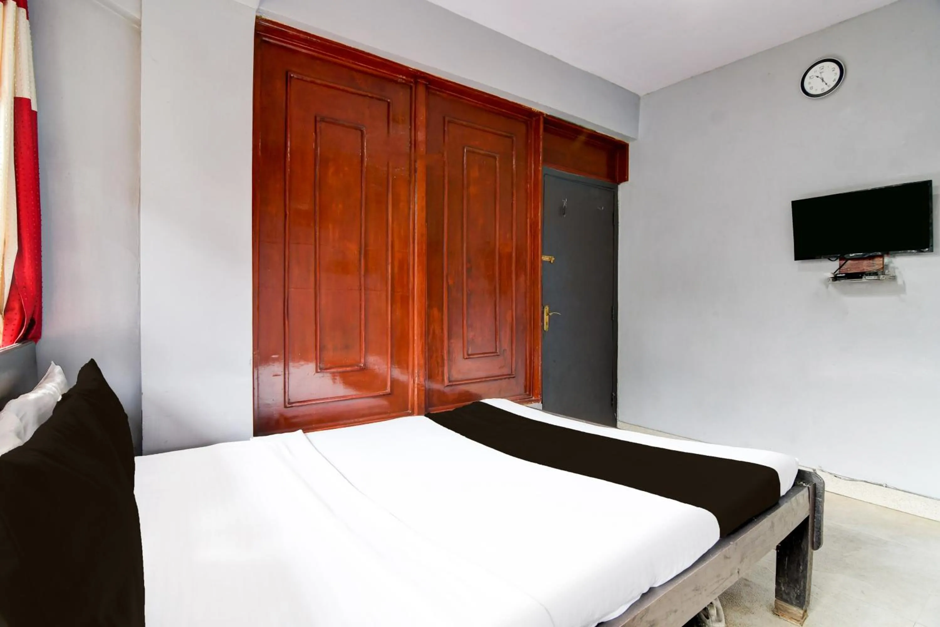 Bedroom, Bed in Super Hotel O Ghoom Formerly Aps Homestay