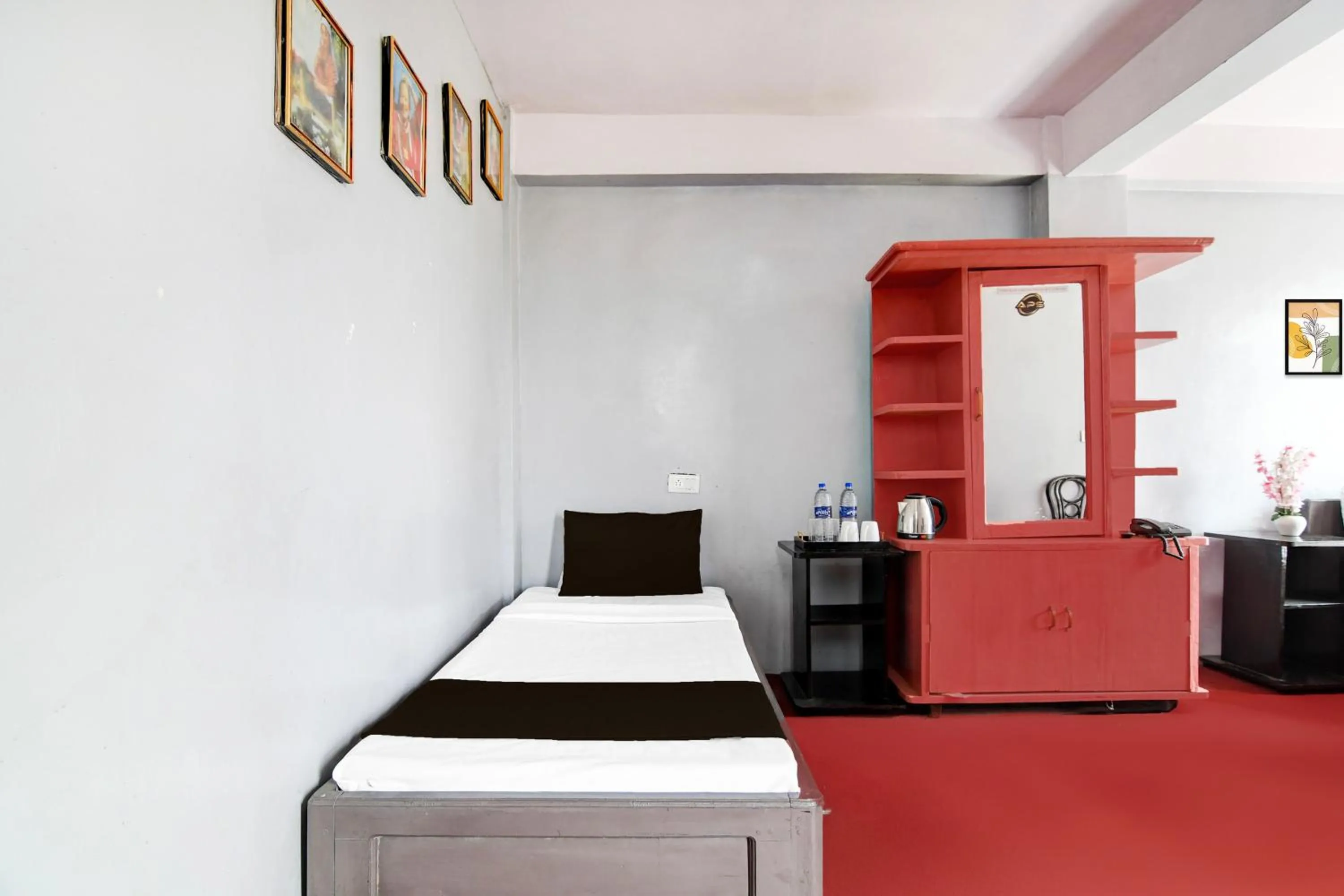 Bedroom, Bed in Super Hotel O Ghoom Formerly Aps Homestay
