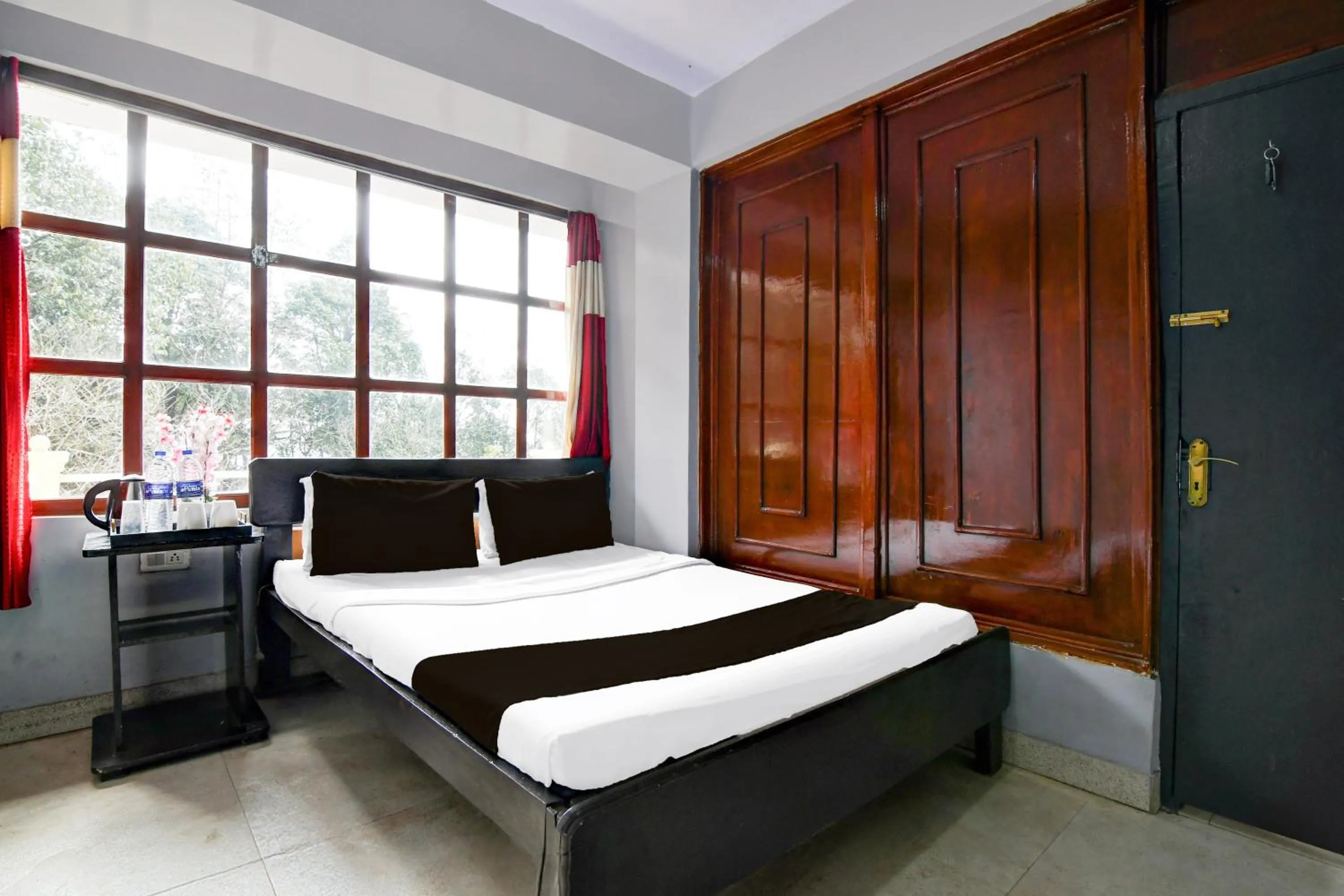Bedroom, Bed in Super Hotel O Ghoom Formerly Aps Homestay