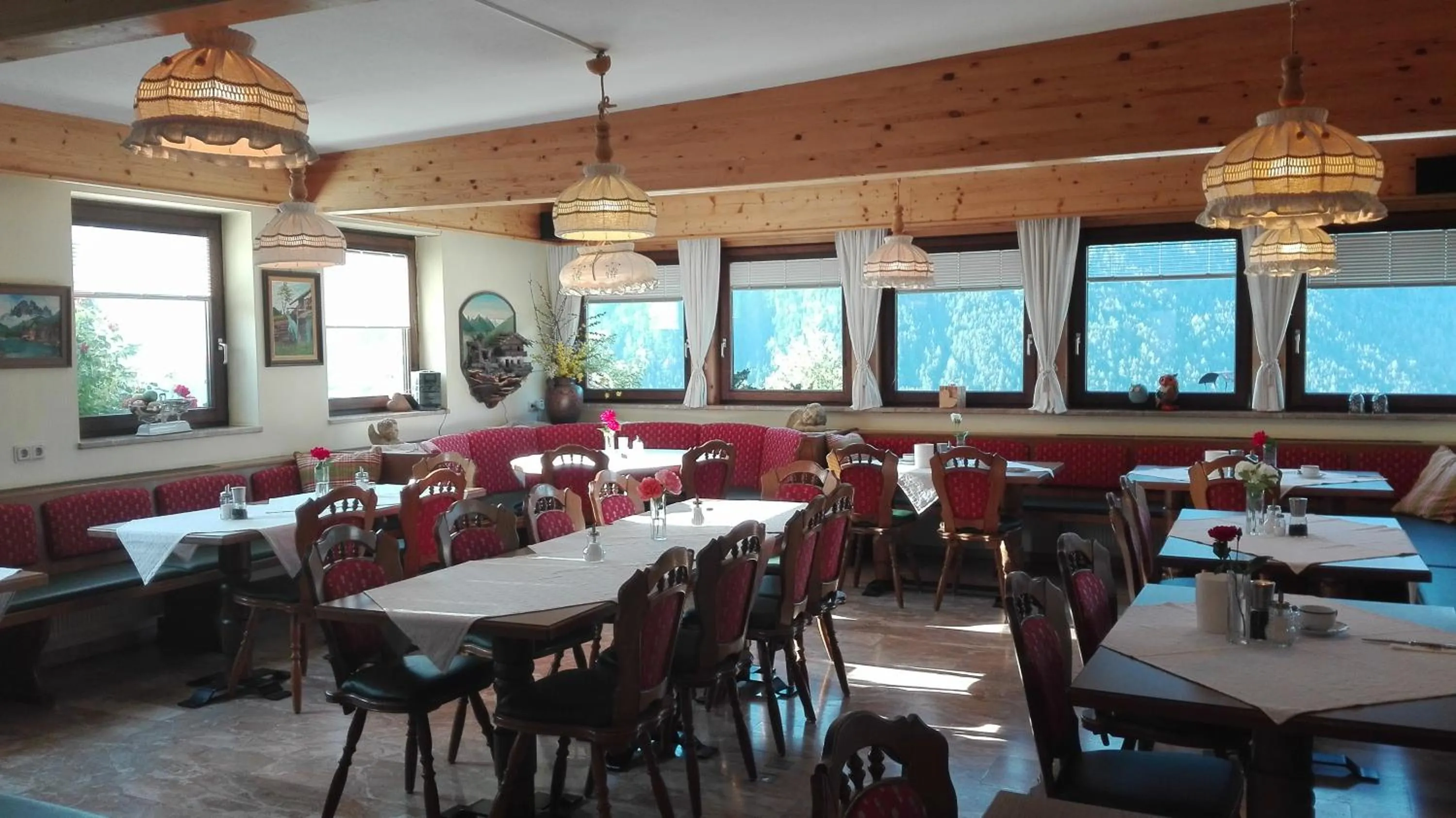 Restaurant/places to eat in Landhaus Birgit