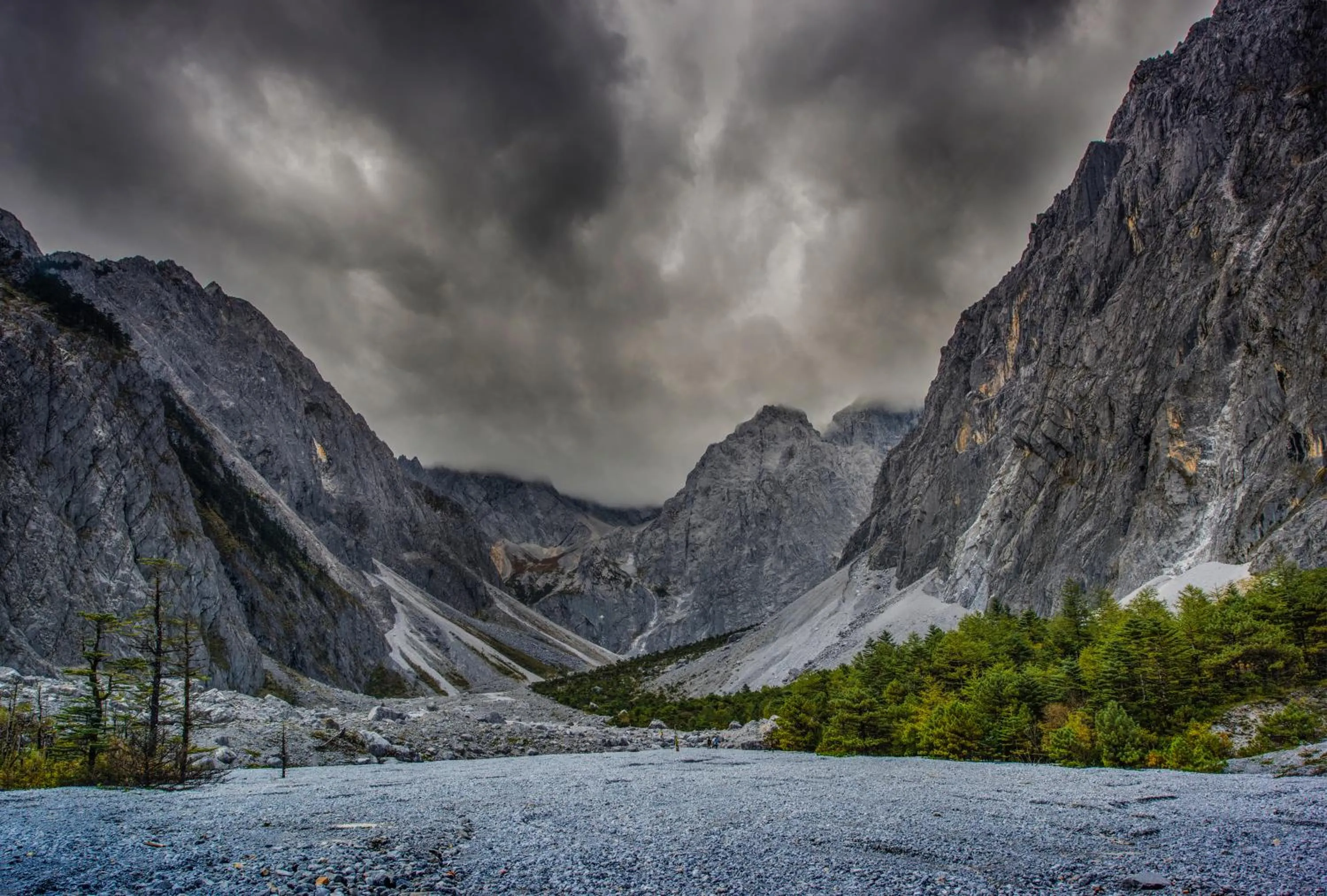 Natural landscape in The Rock Hotel