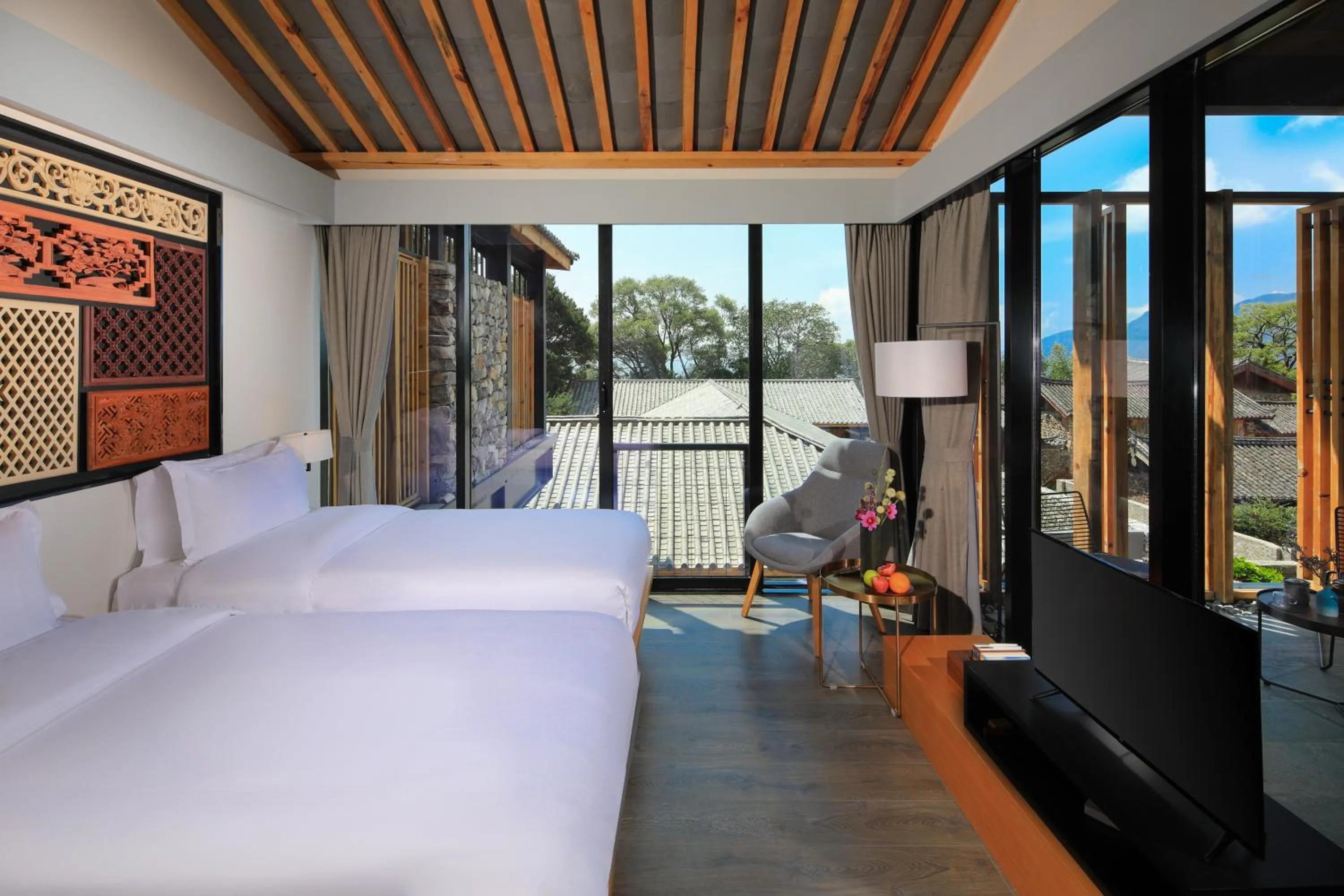 Day, Bed in The Rock Hotel