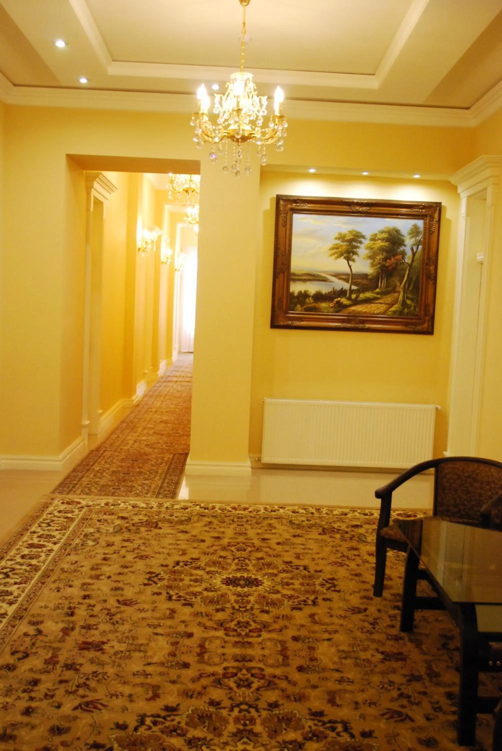 Decorative detail in Jahon Palace