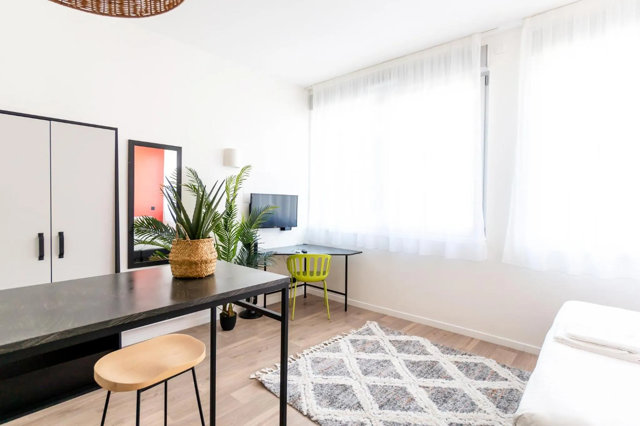 TV and multimedia in ECLA Paris Massy Palaiseau