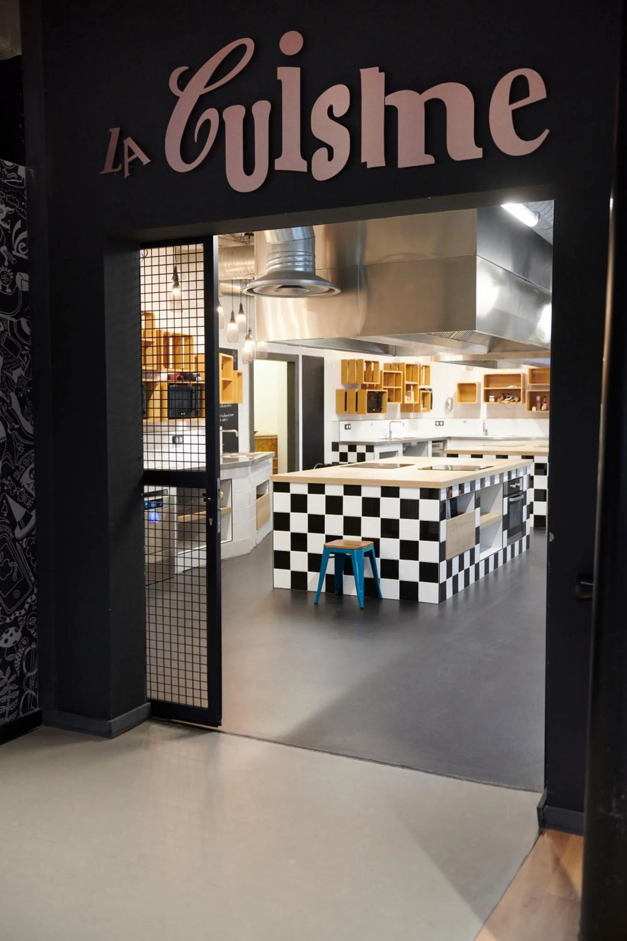 Kitchen or kitchenette in ECLA Paris Massy Palaiseau