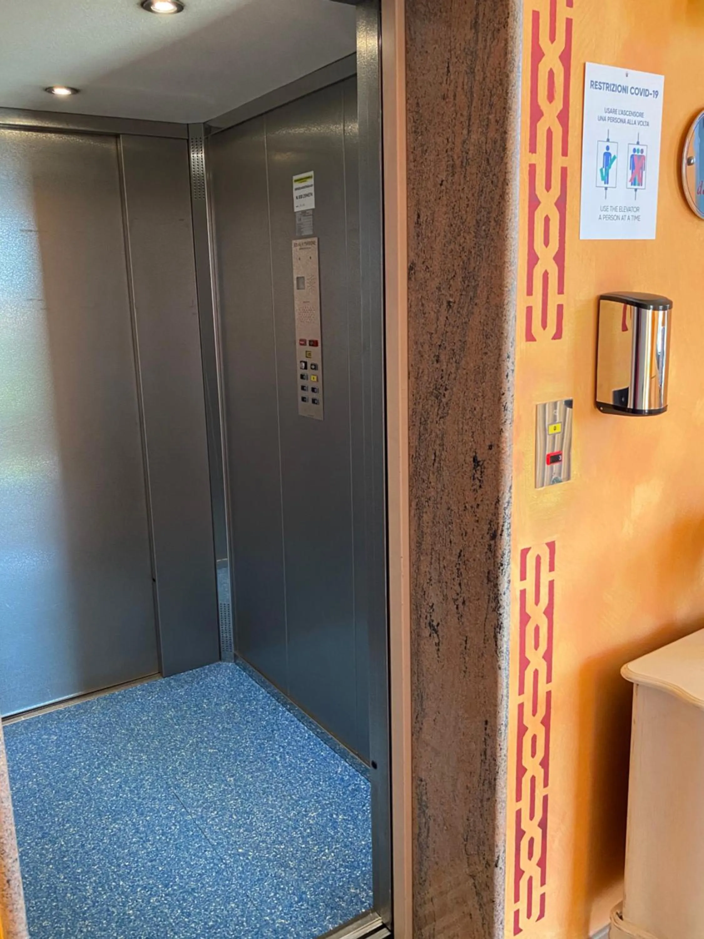 Lobby or reception in Hotel Villa Rosa