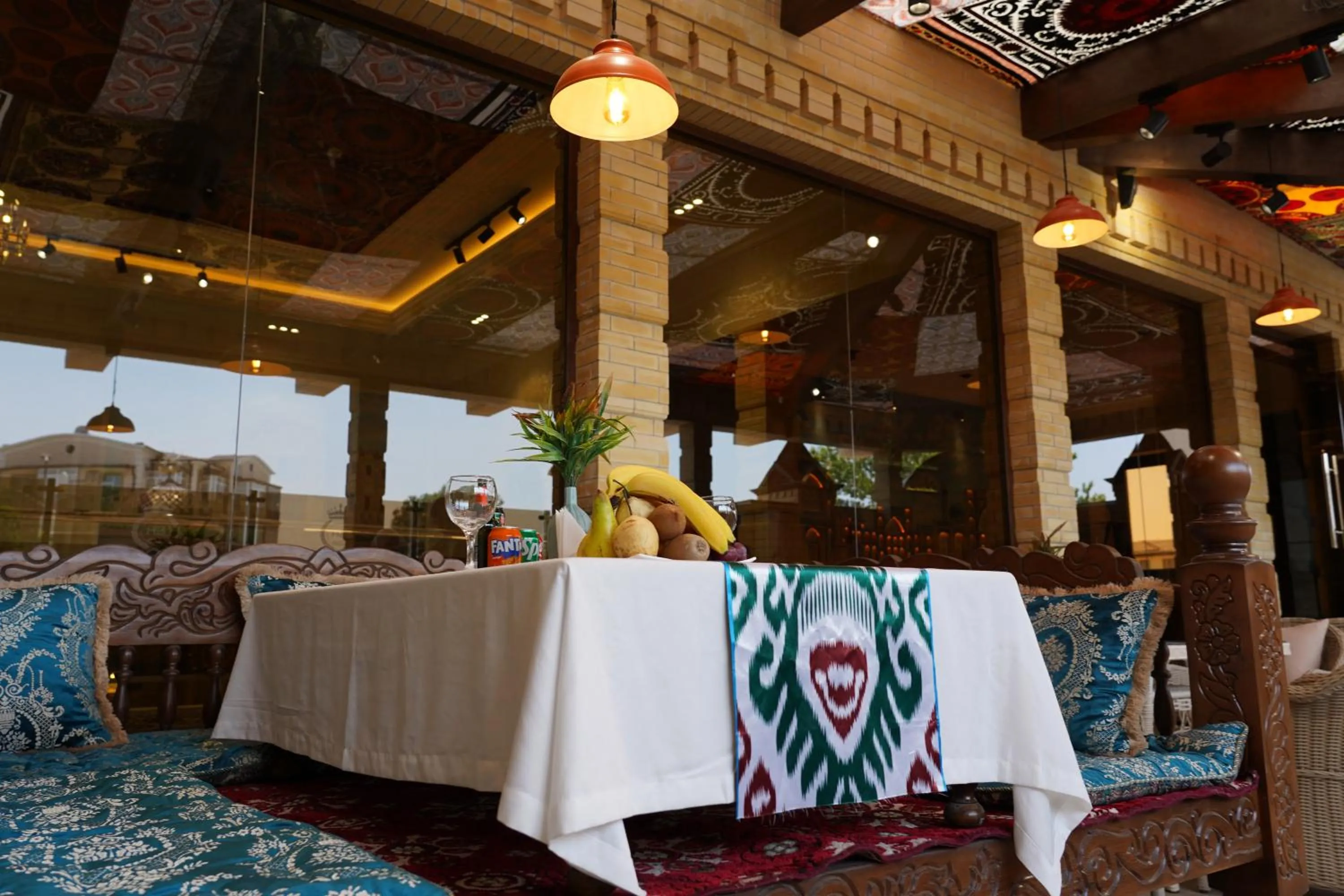 Restaurant/places to eat in Shaxzoda Elite Hotel