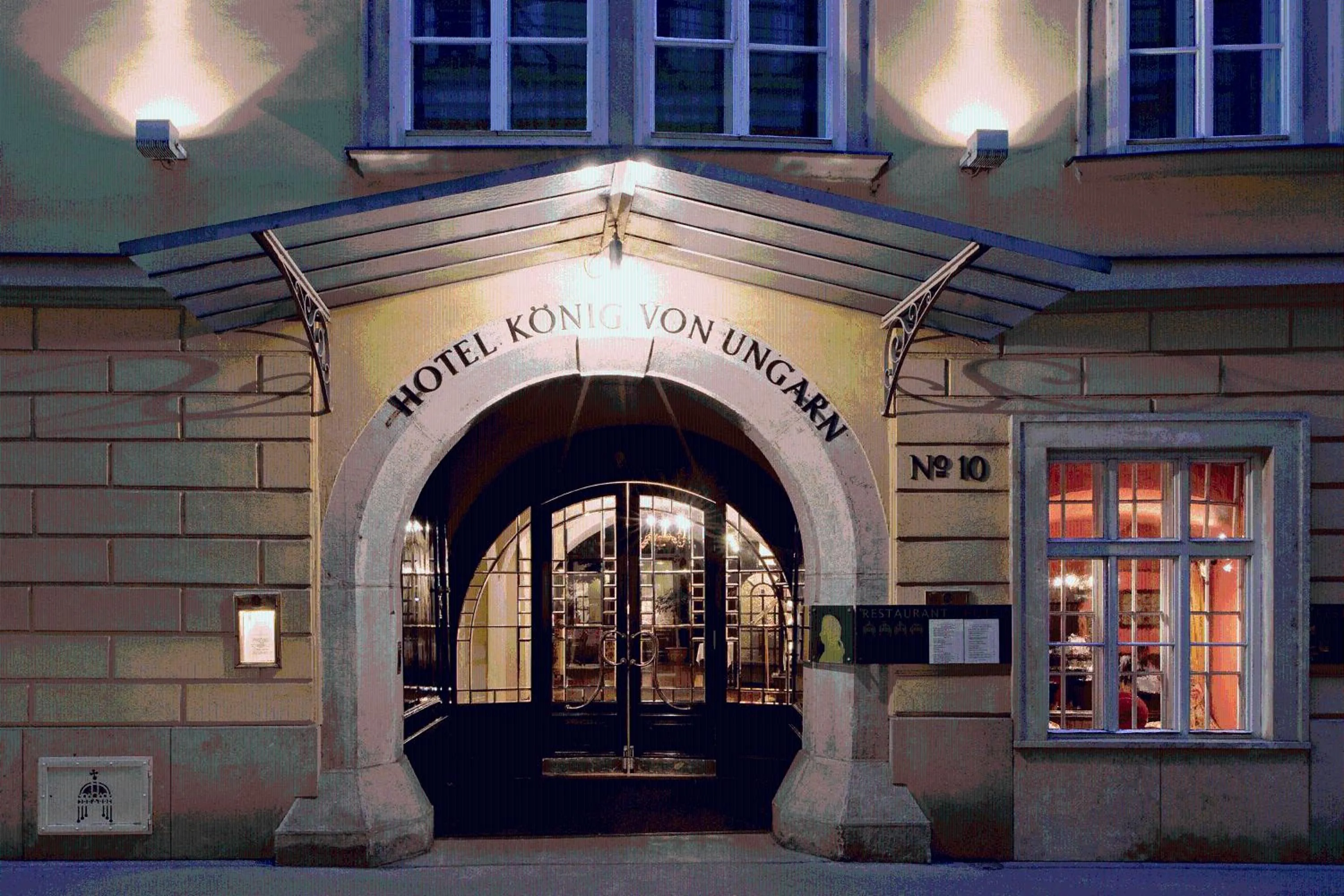 Facade/entrance in Hotel König von Ungarn