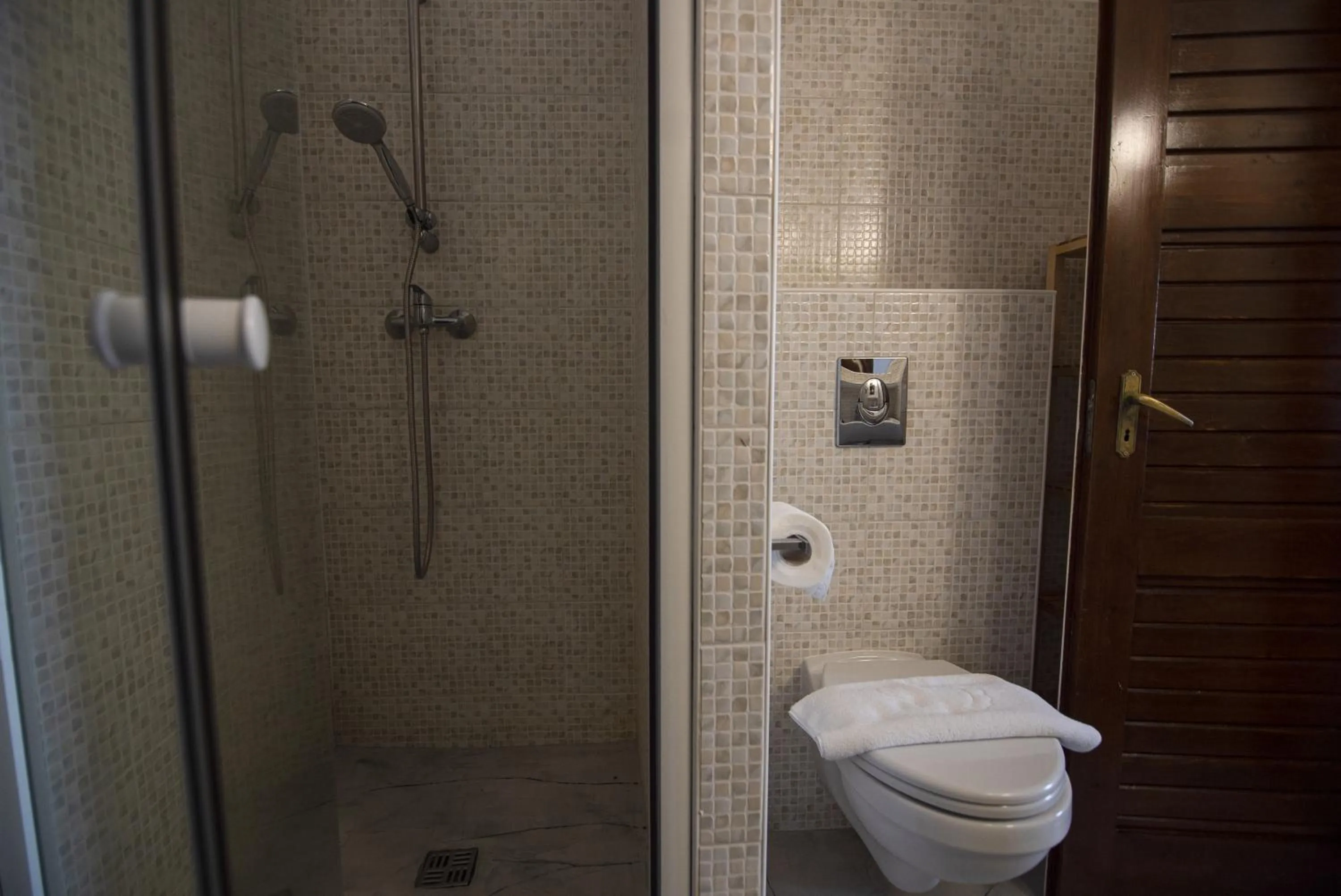 Toilet in Jégverem Fogadó