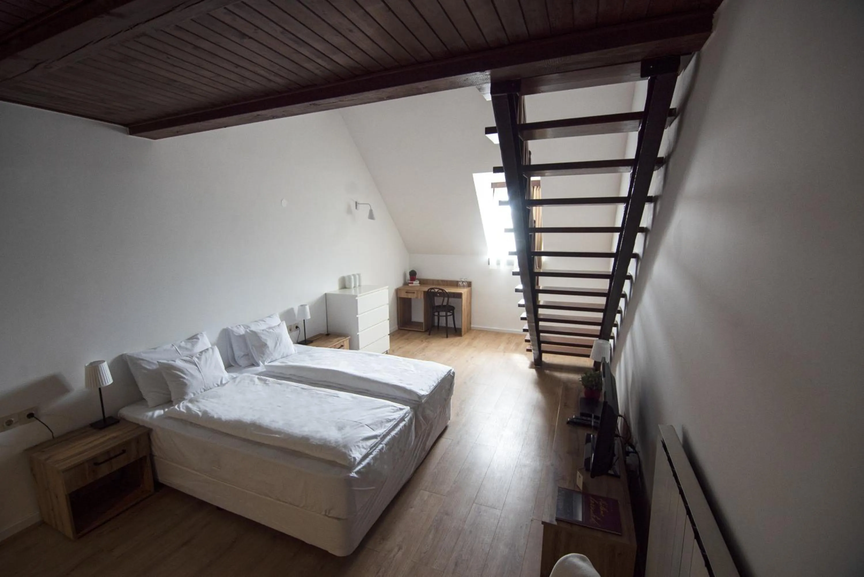 Bed in Jégverem Fogadó