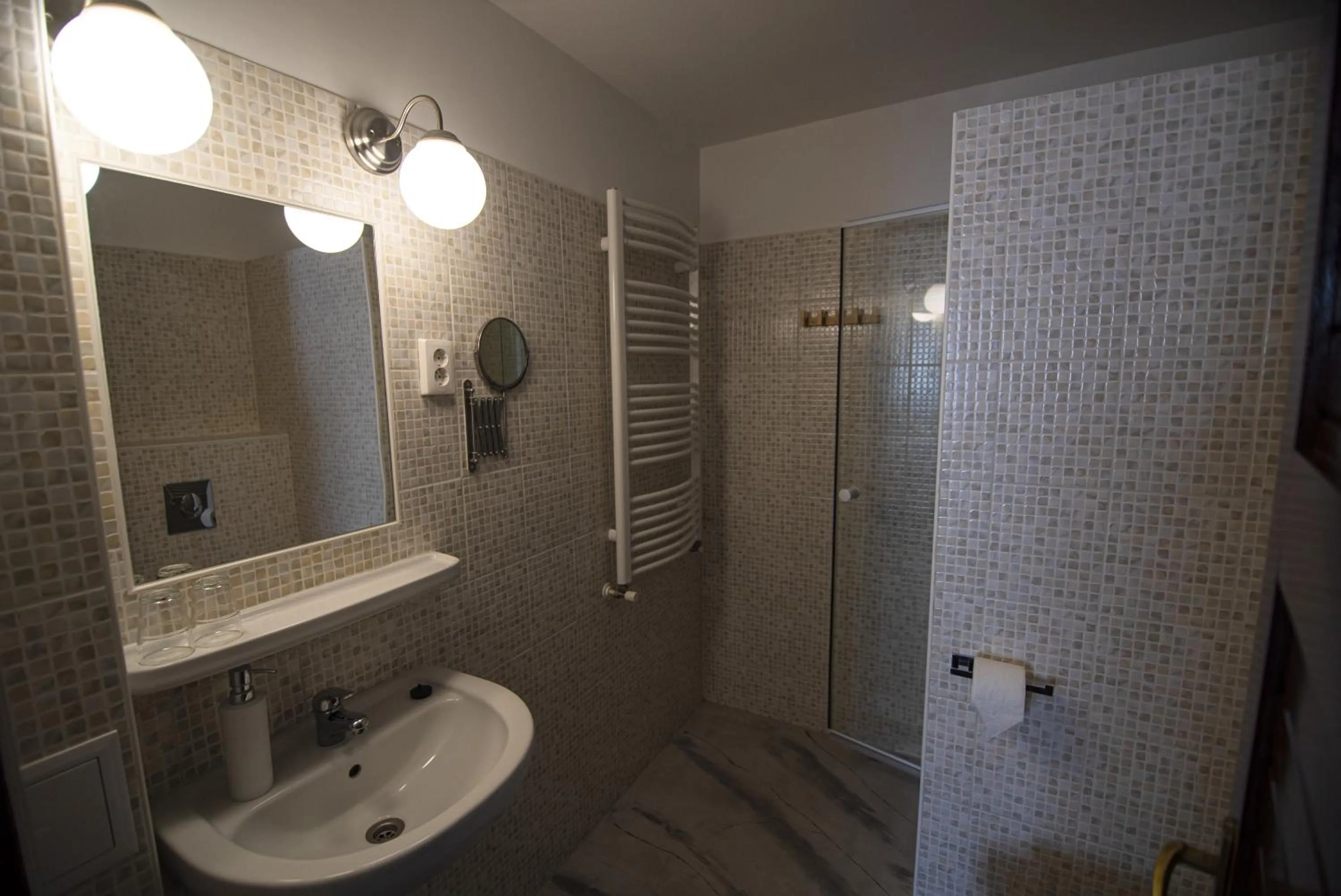 Toilet in Jégverem Fogadó