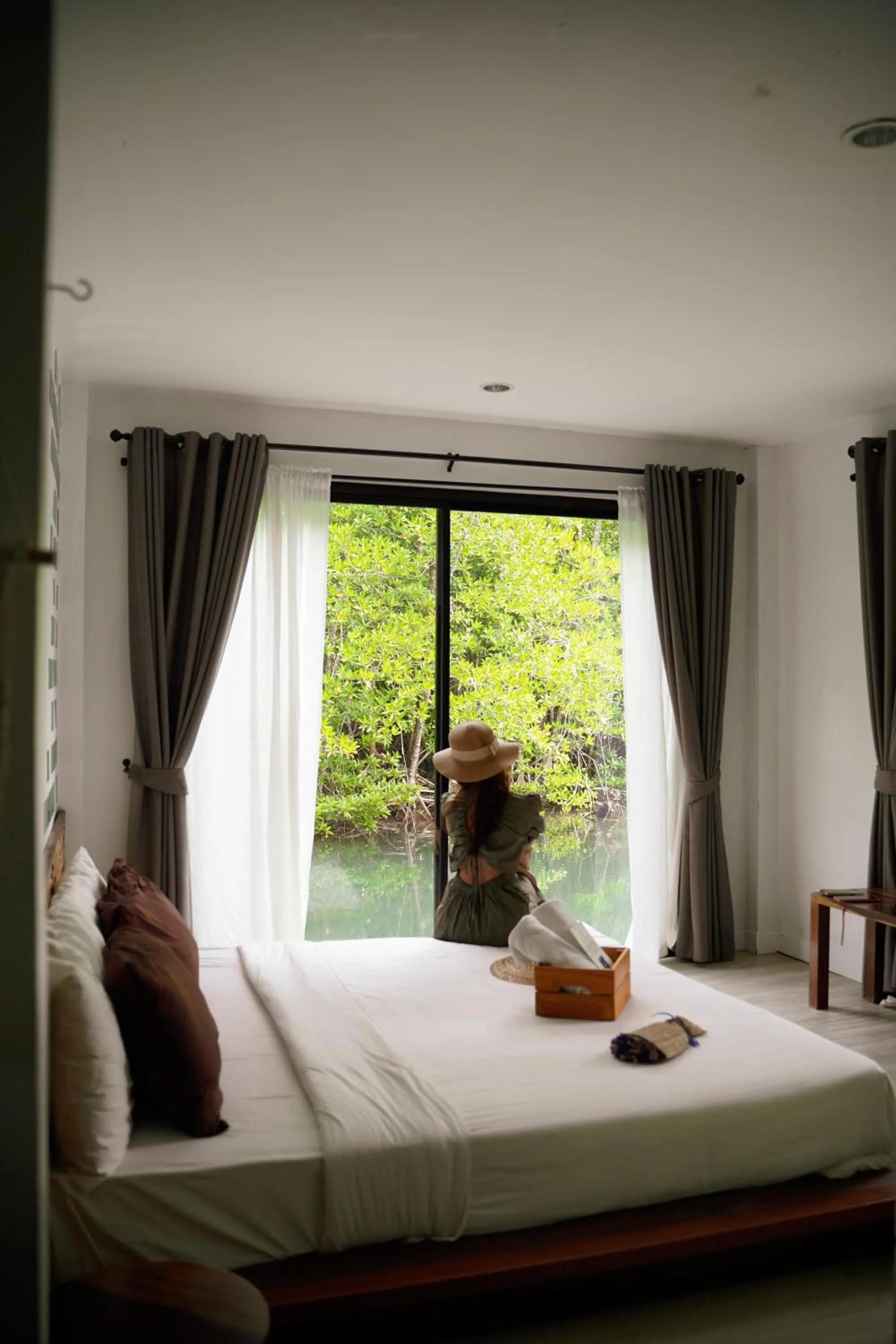 Bed in Escape Life Koh Kood