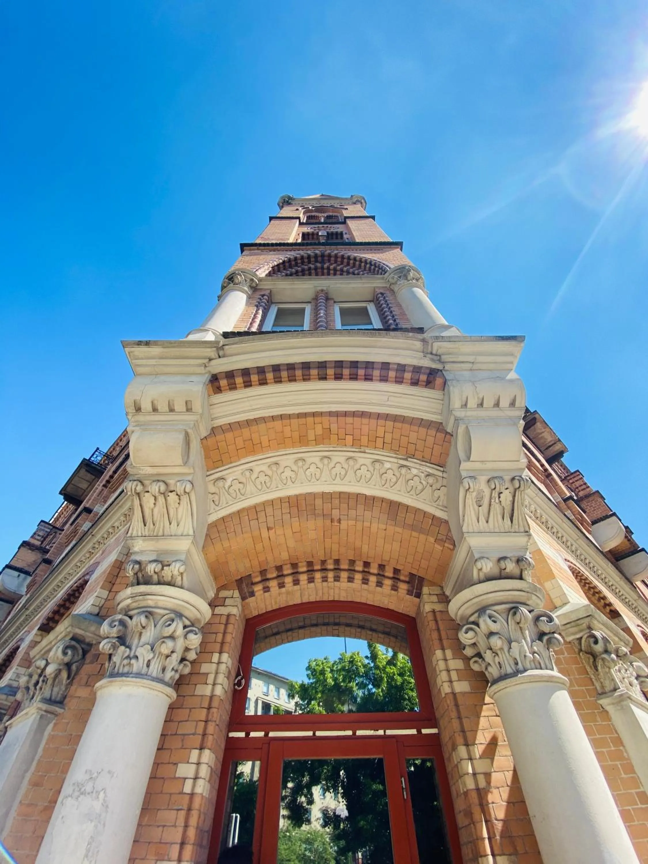 Property building in Residence 1898