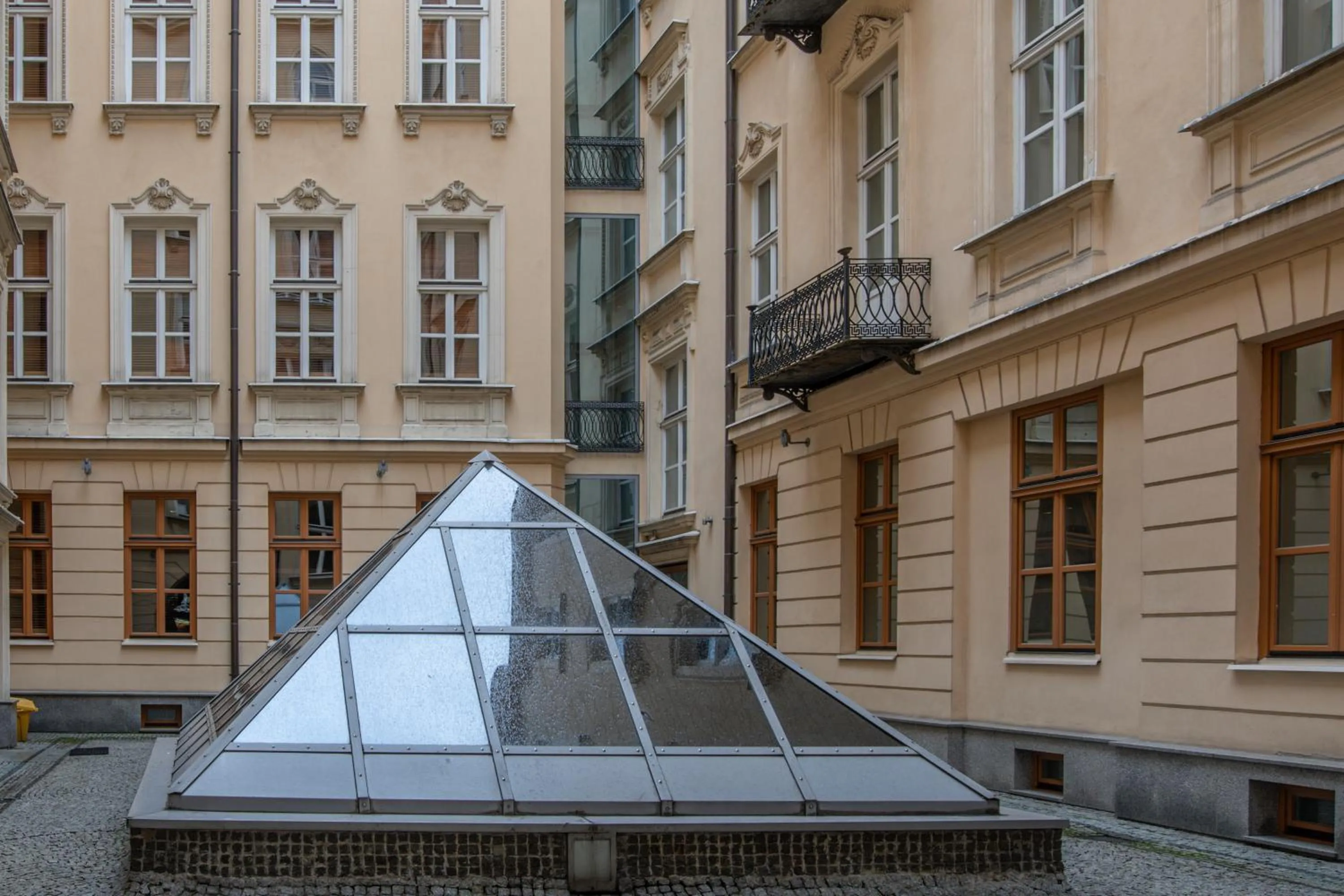 Property building in Residence 1898