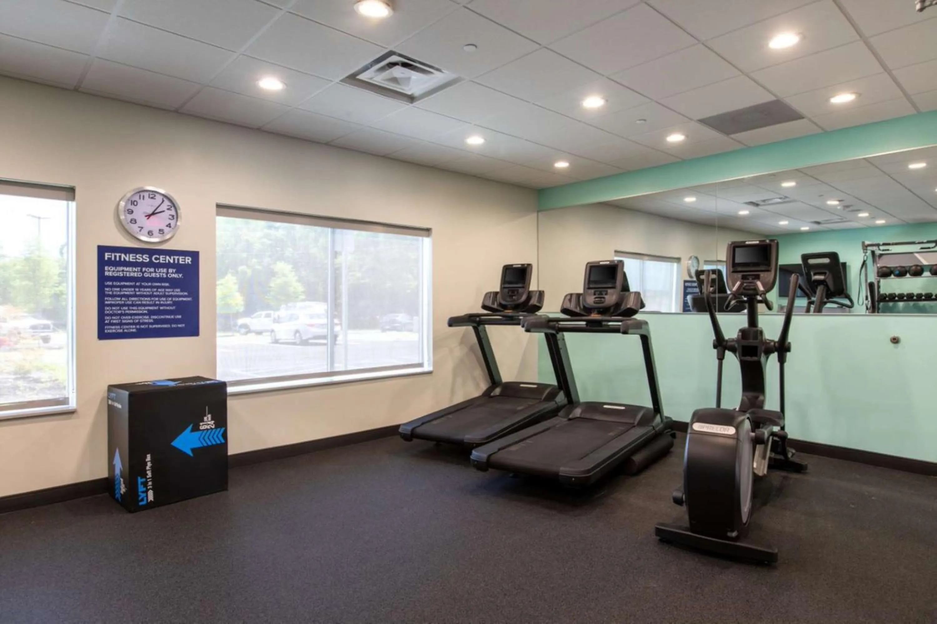 Fitness centre/facilities in Tru By Hilton Seneca Clemson Sc