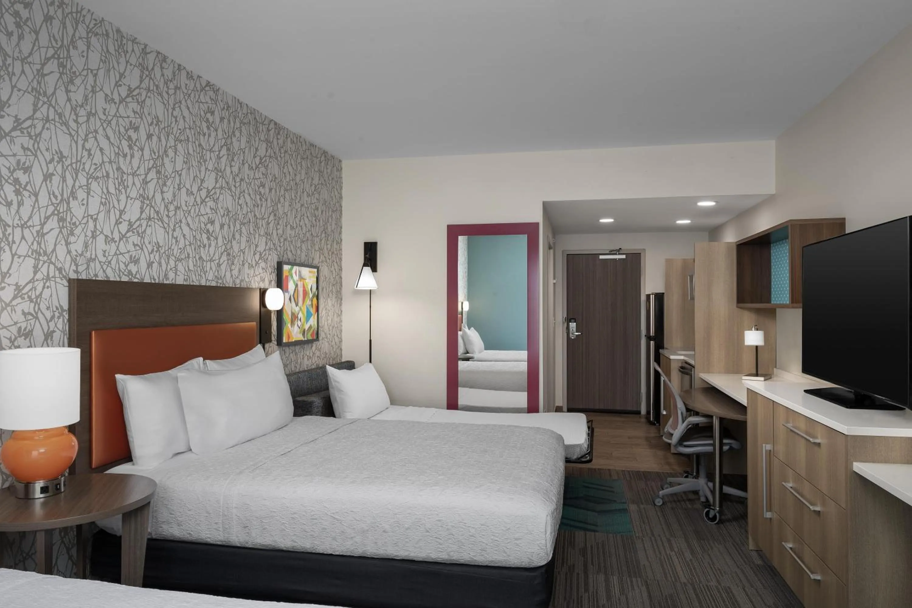 Bed in Home2 Suites By Hilton Edison