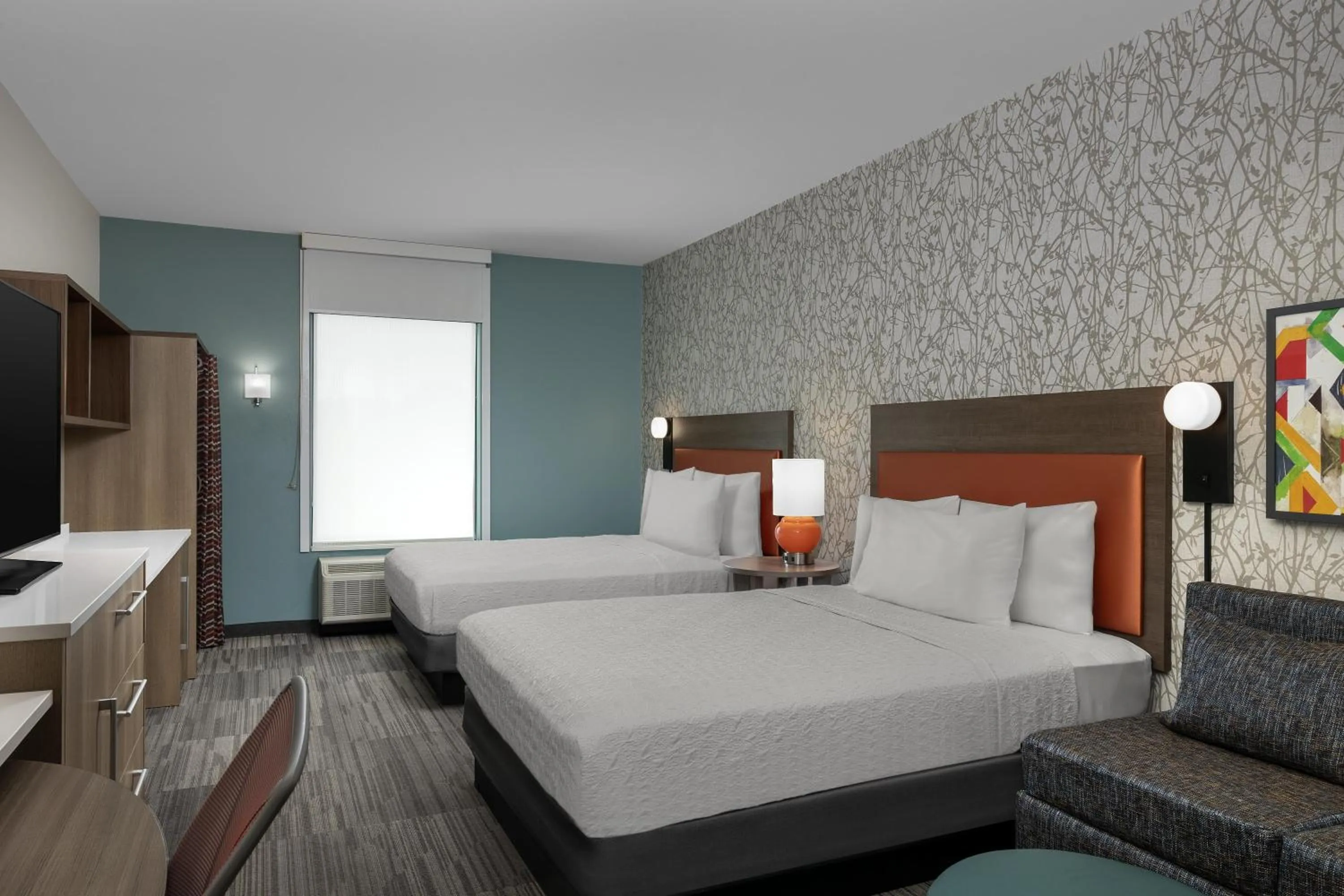 Bed in Home2 Suites By Hilton Edison