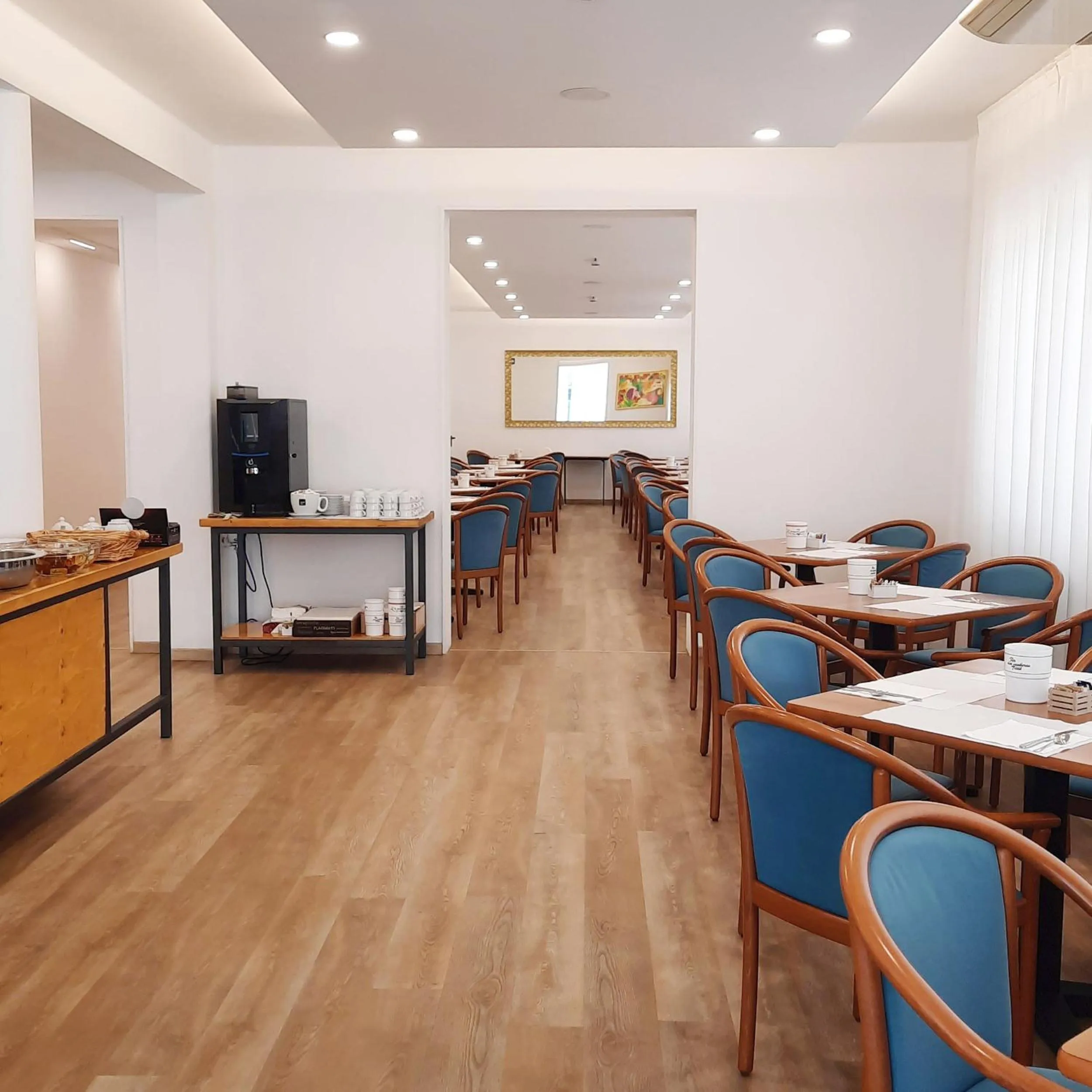 Breakfast in Villa Serena