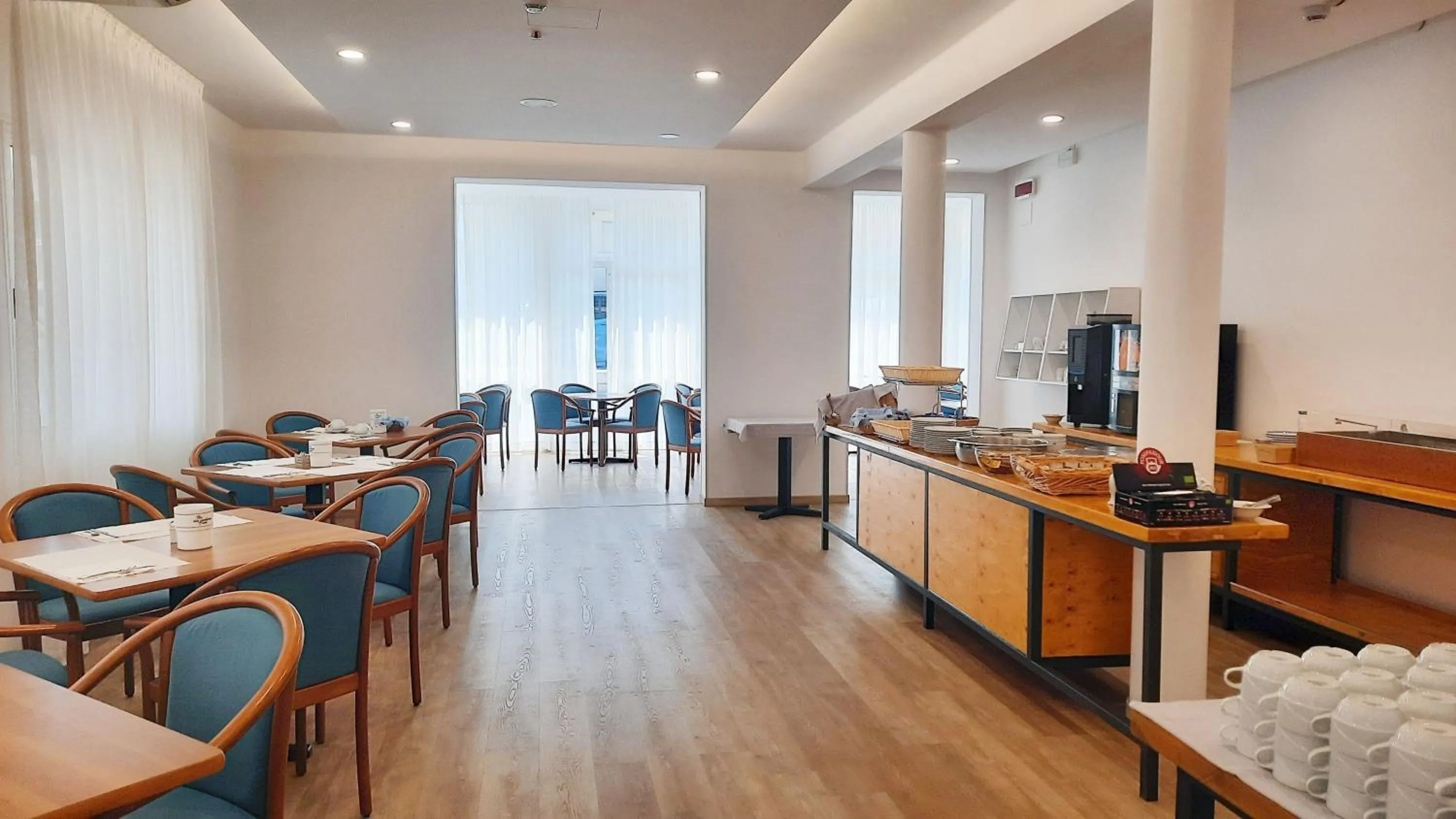 Breakfast in Villa Serena