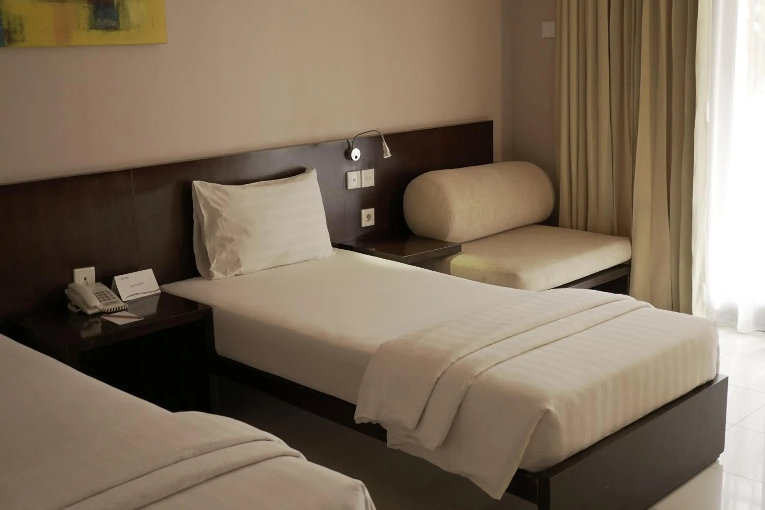 Superior Deluxe Double or Twin Room in The Pade Hotel Superior Deluxe Double or Twin Room in The Pade Hotel