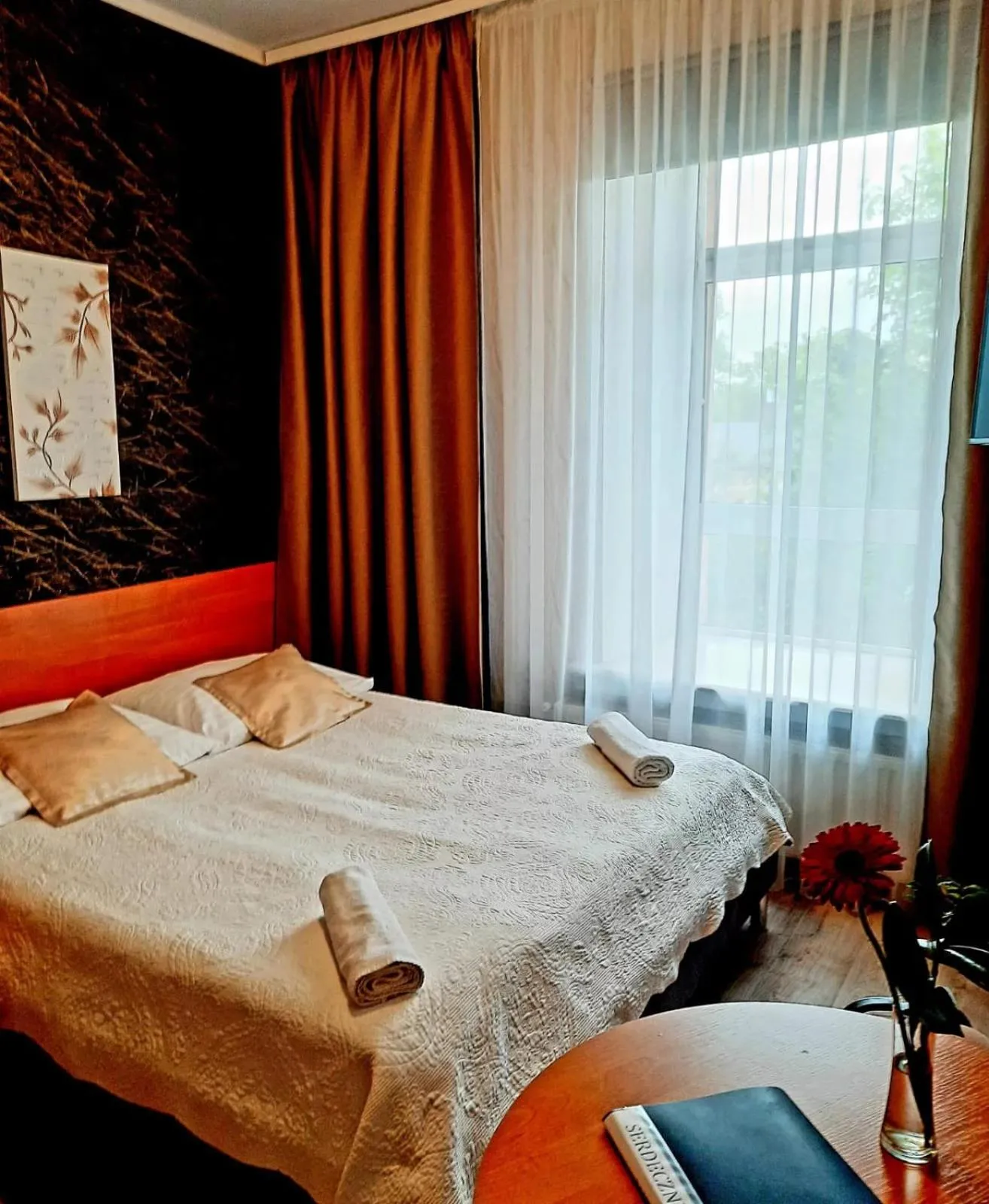Bed in Hotel Bursztyn
