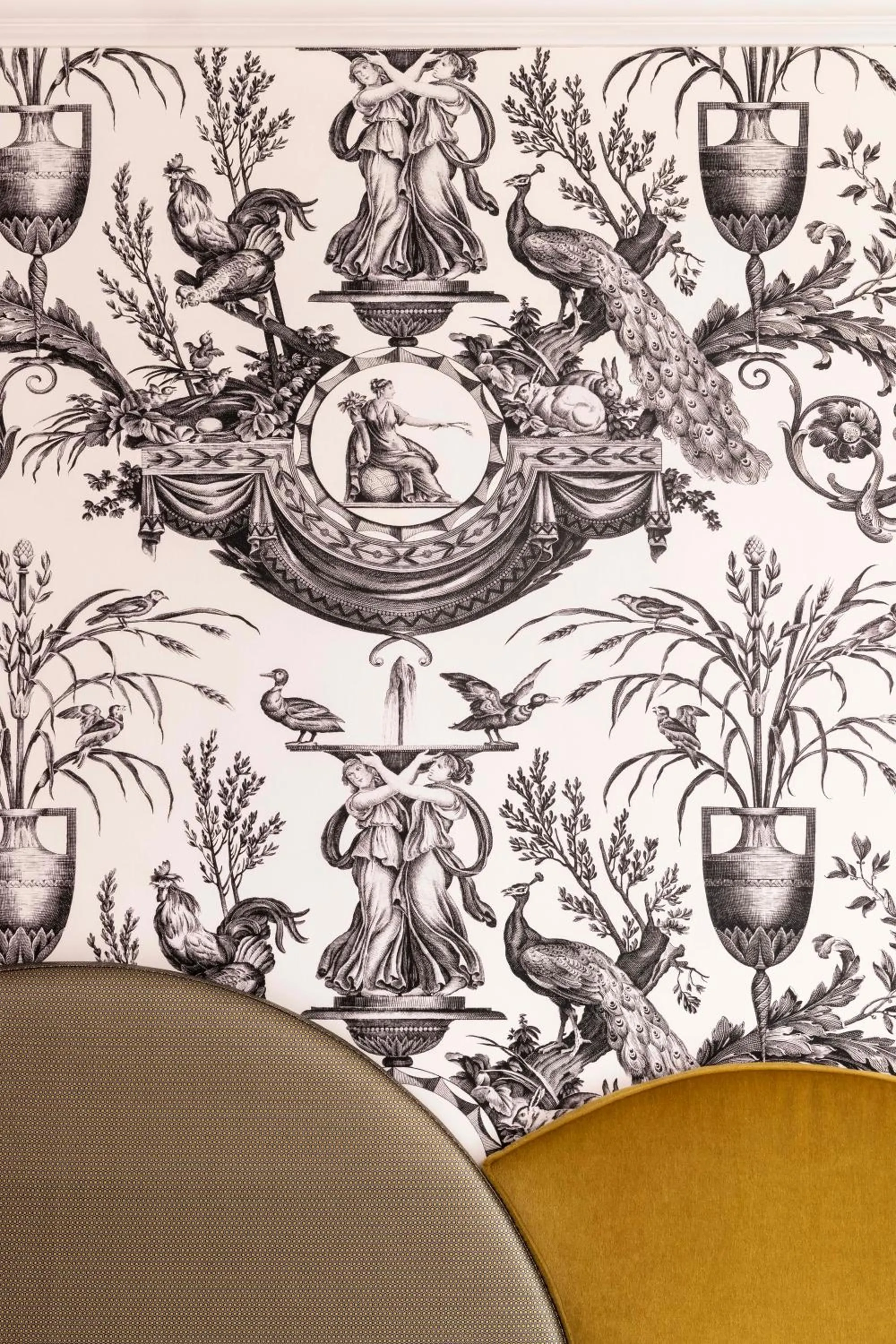 Decorative detail in Grand Hôtel Lévêque