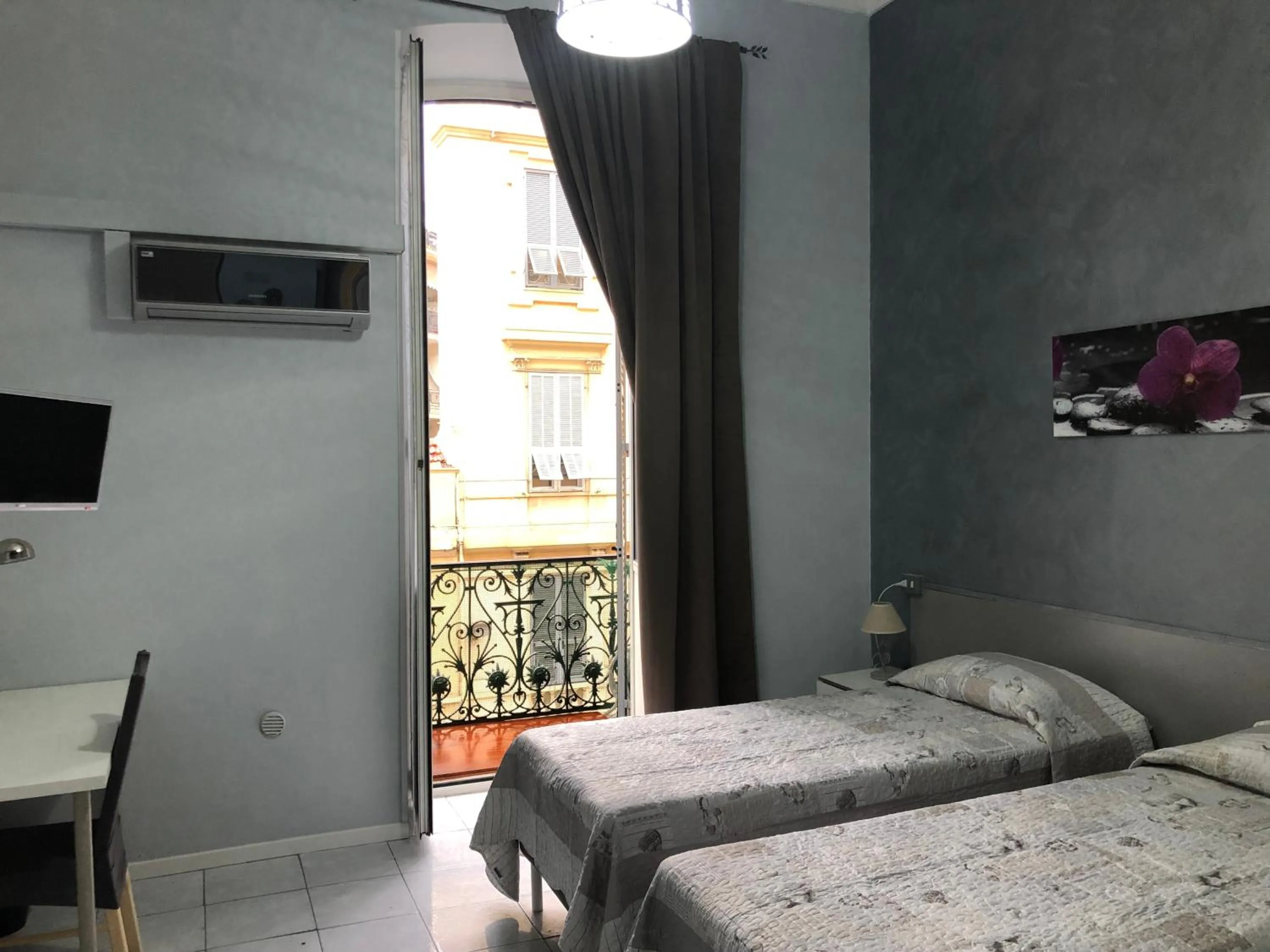 Bed in Affittacamere Roma