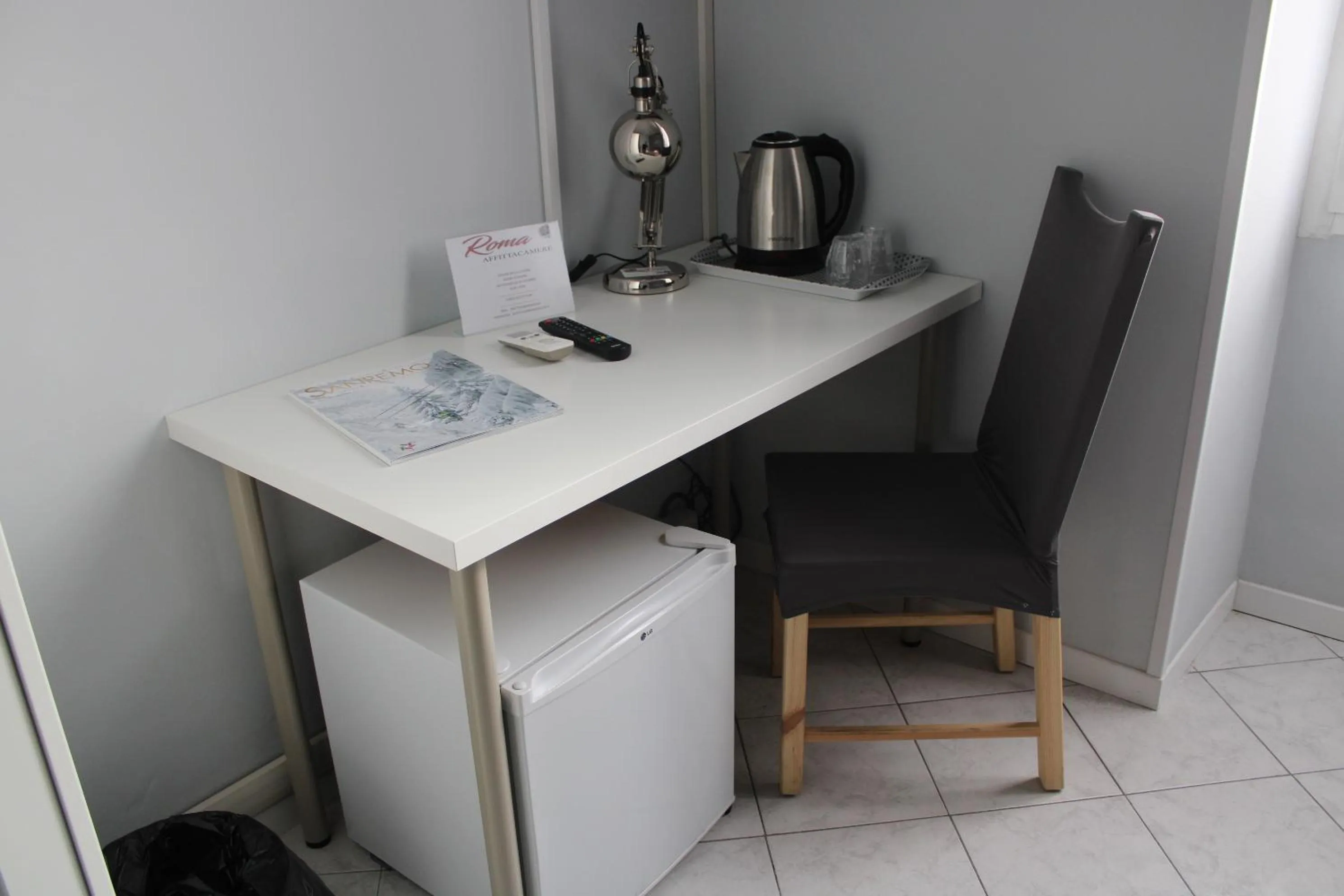 Coffee/tea facilities in Affittacamere Roma