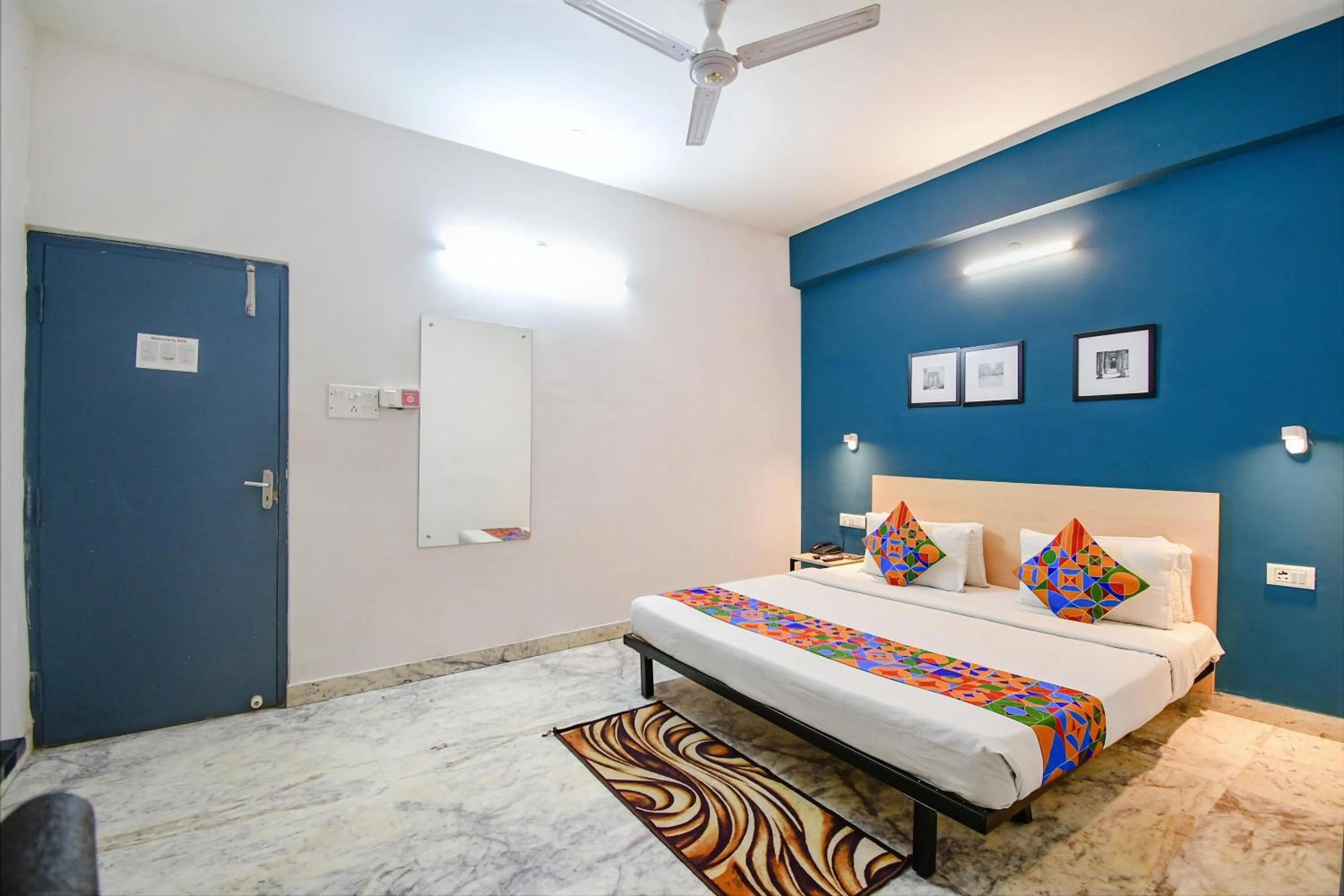 Bed in FabHotel Silver Key kalighat