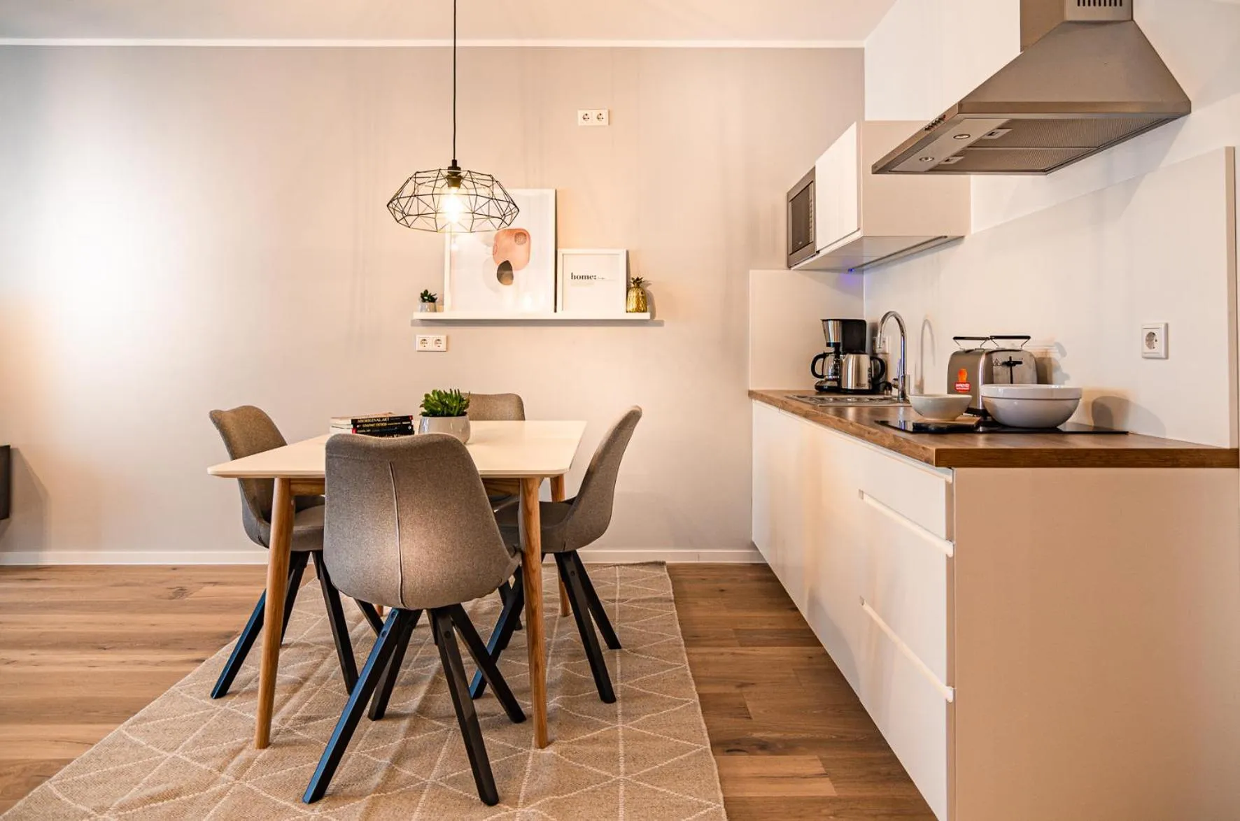 Kitchen or kitchenette in Sleep Inn Düsseldorf Suites