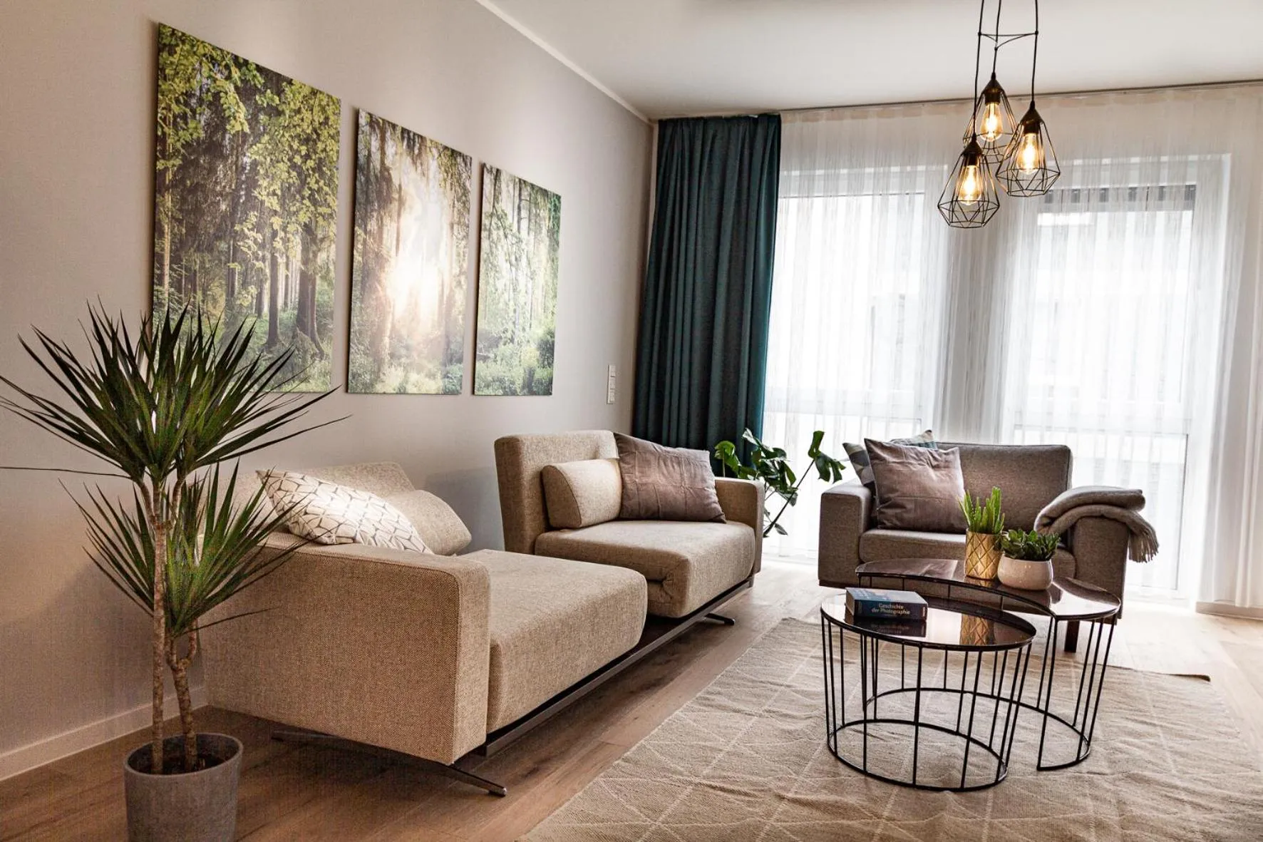 Living room in Sleep Inn Düsseldorf Suites