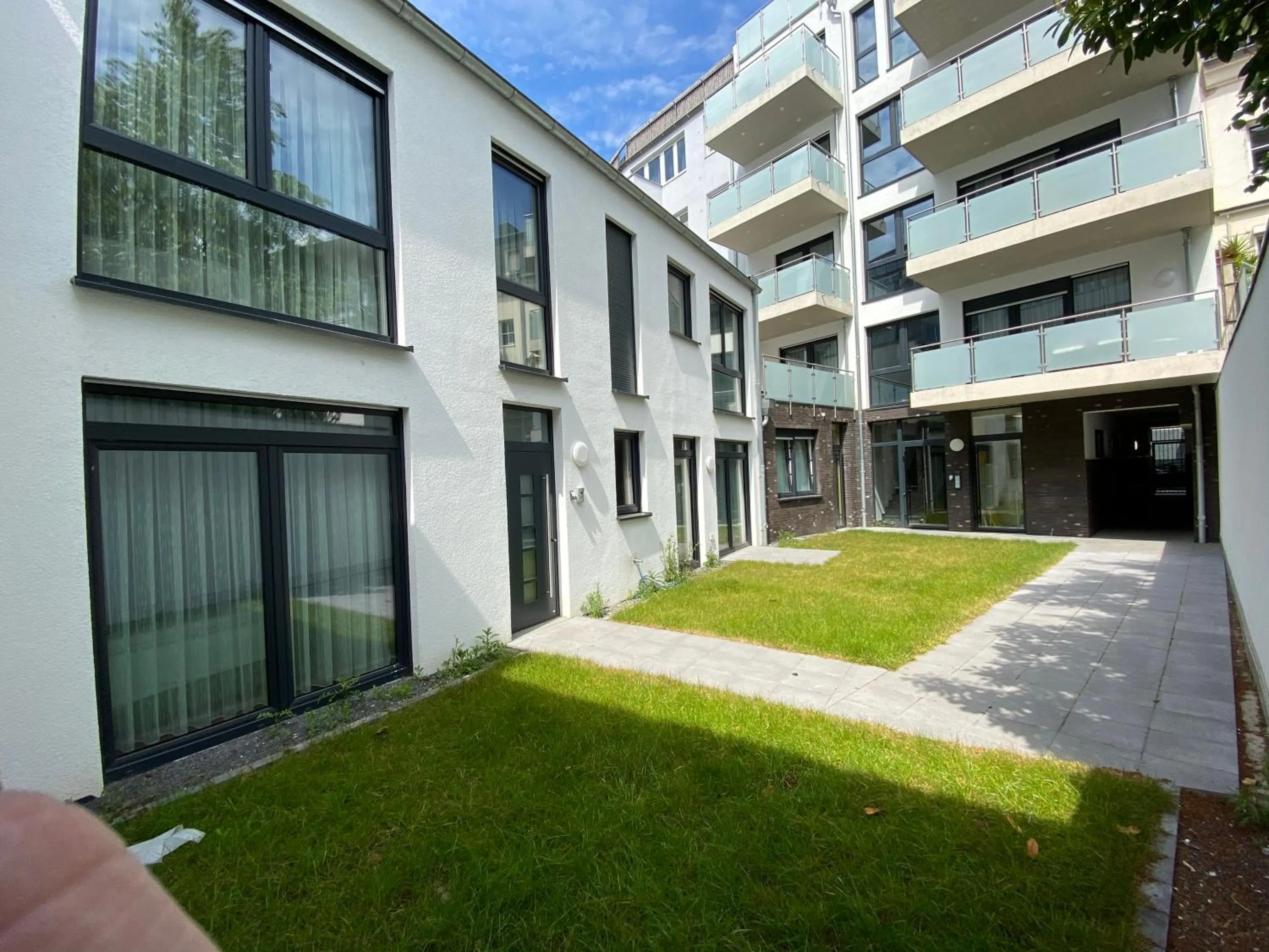 Property building in Sleep Inn Düsseldorf Suites