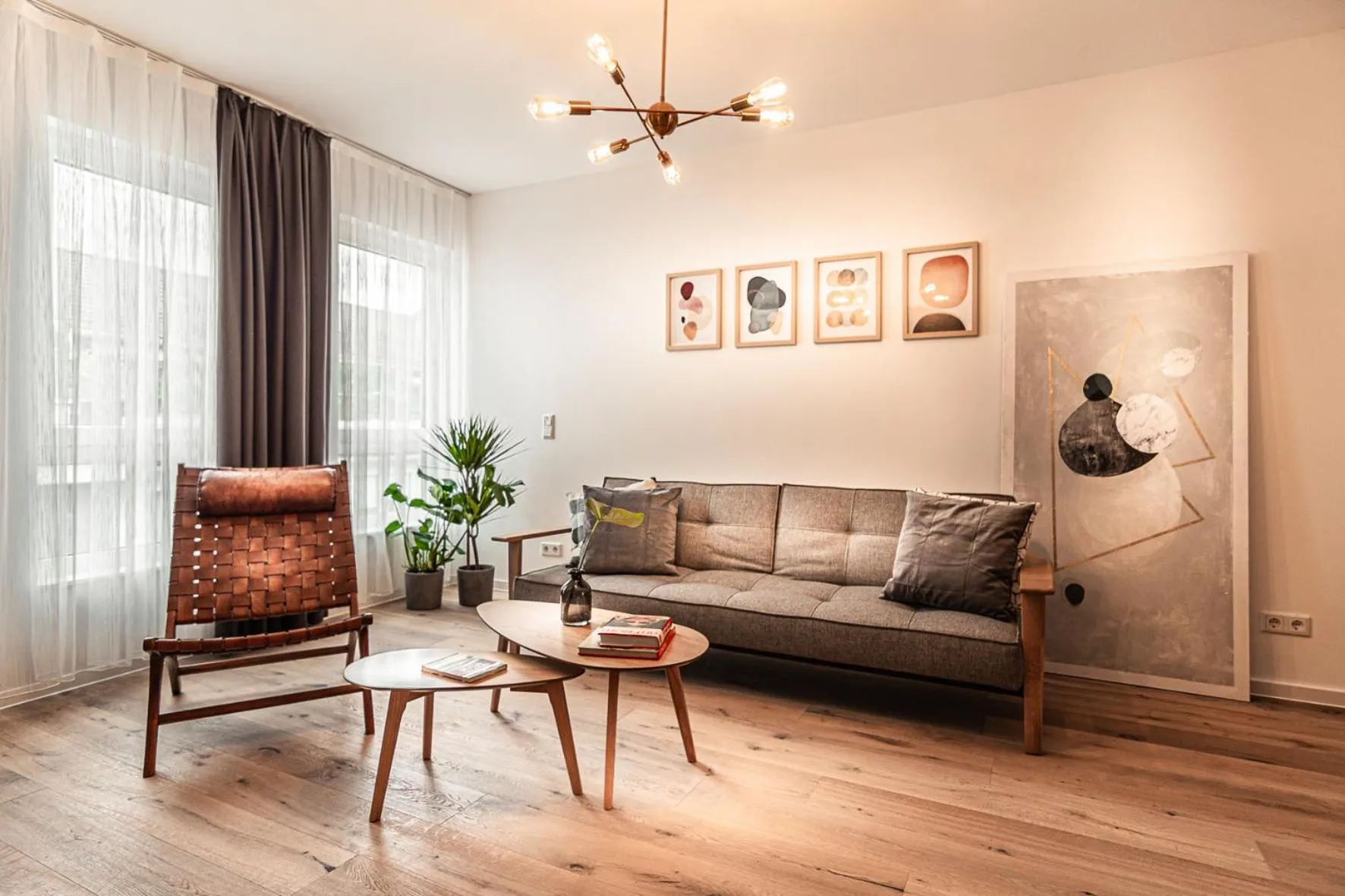 Living room in Sleep Inn Düsseldorf Suites