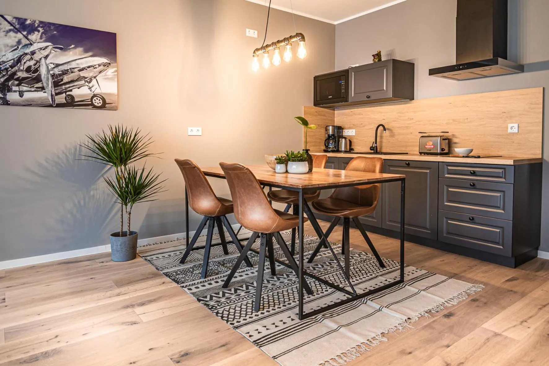 Kitchen or kitchenette in Sleep Inn Düsseldorf Suites