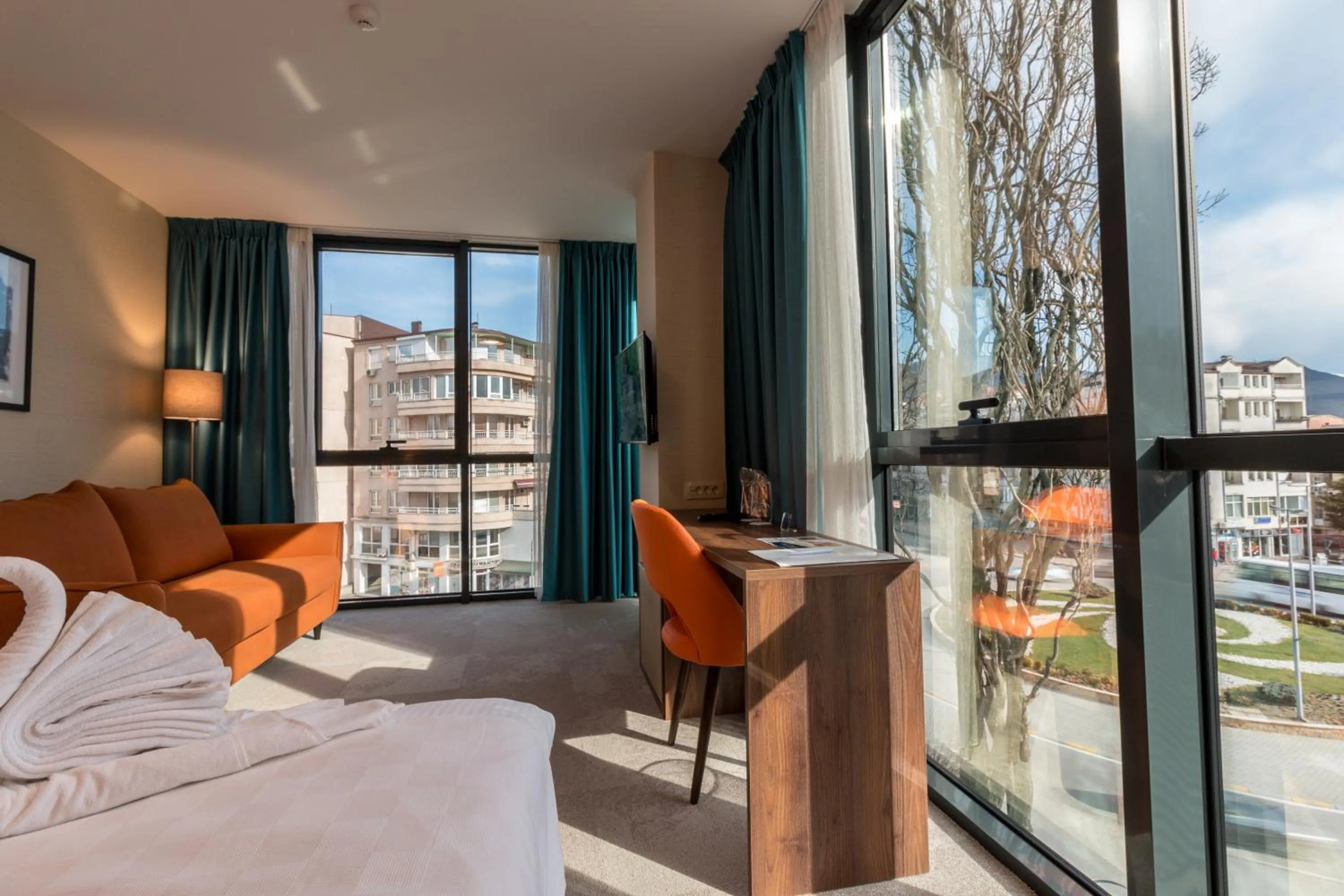 Living room, Bed in Sky Corner Hotel