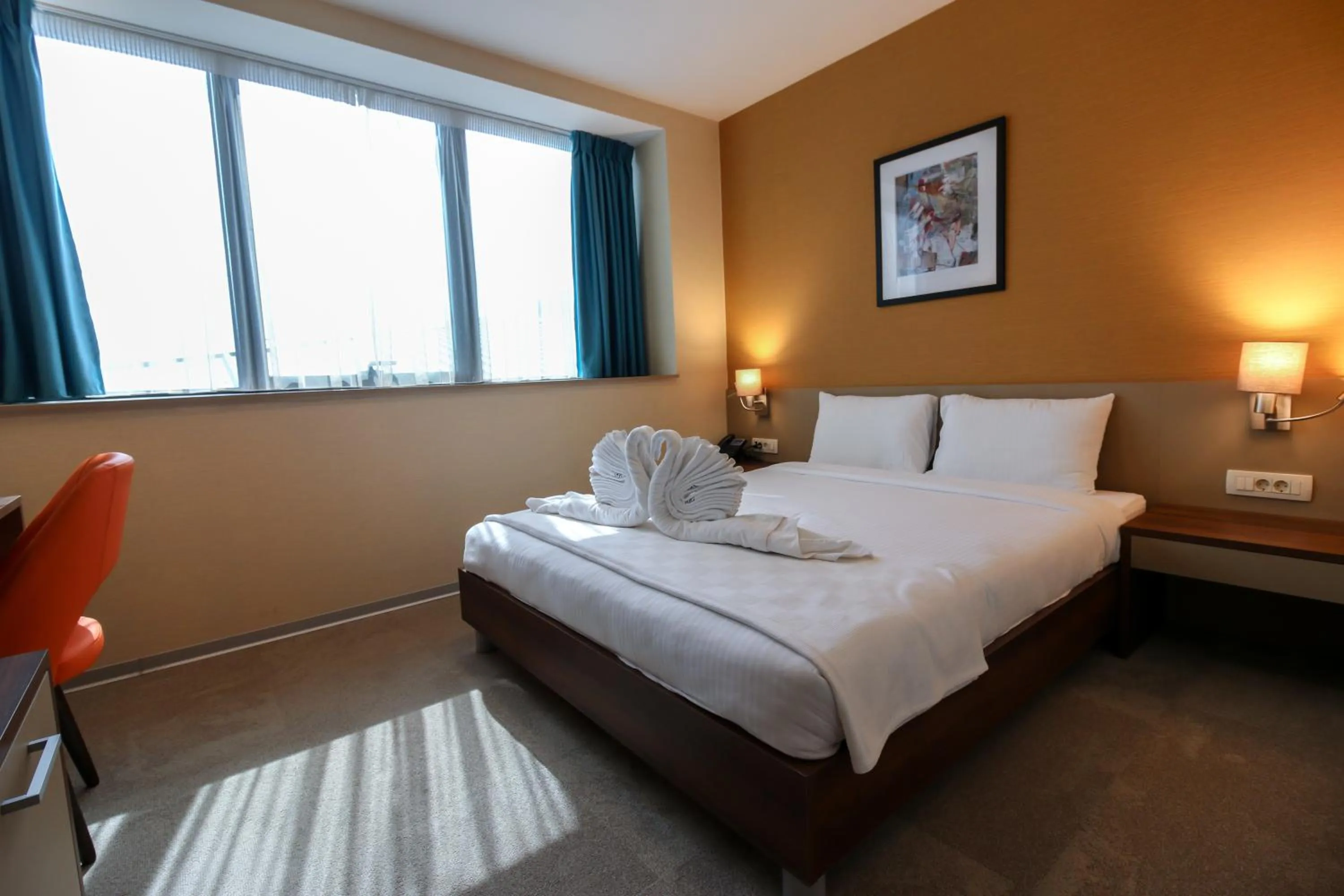 Bed in Sky Corner Hotel