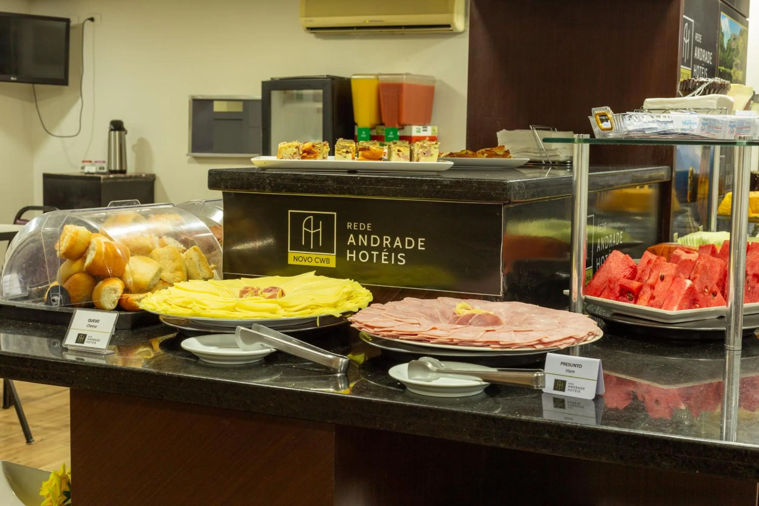 Breakfast in Rede Andrade CWB