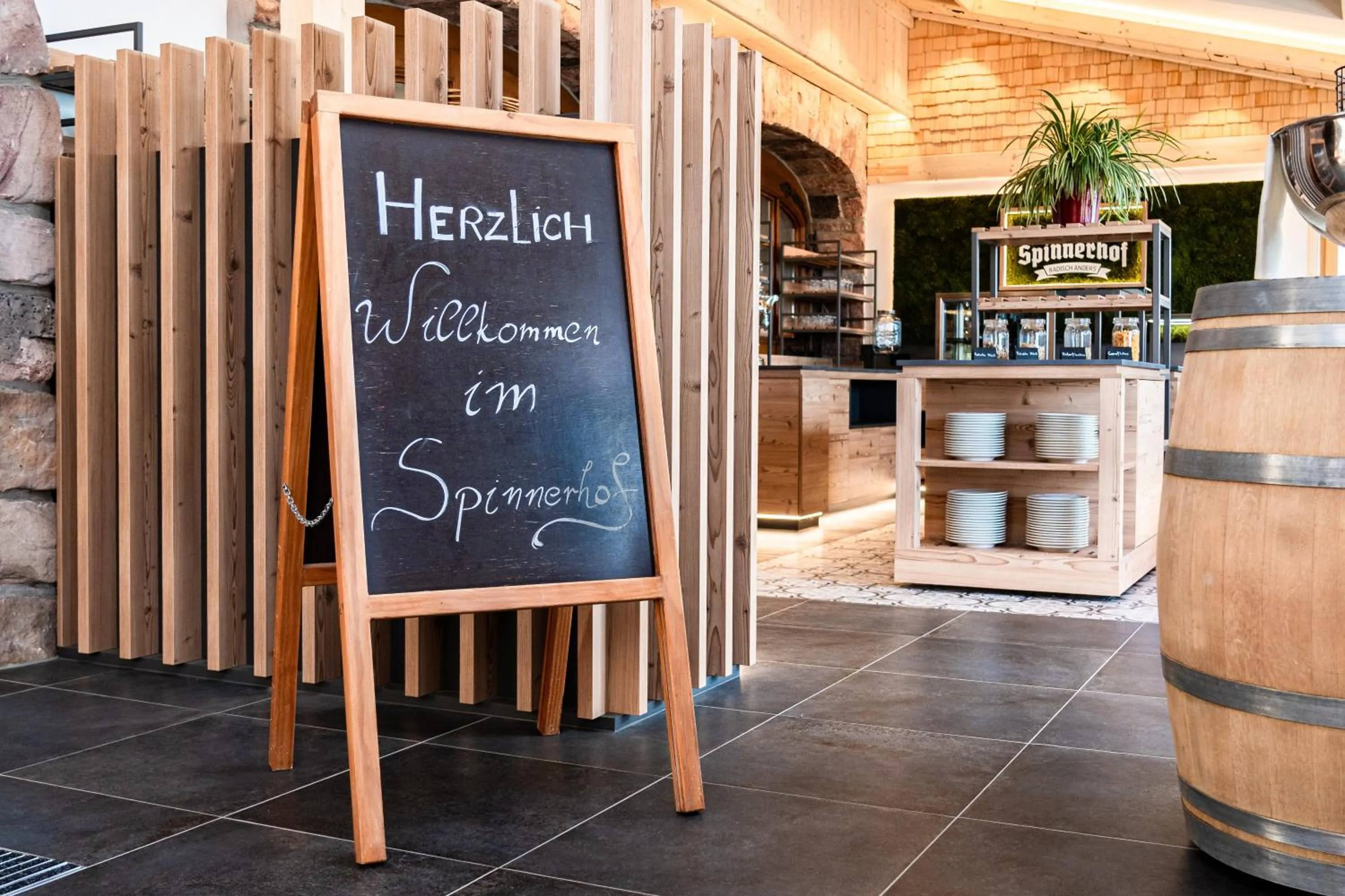 Buffet breakfast in Hotel Spinnerhof