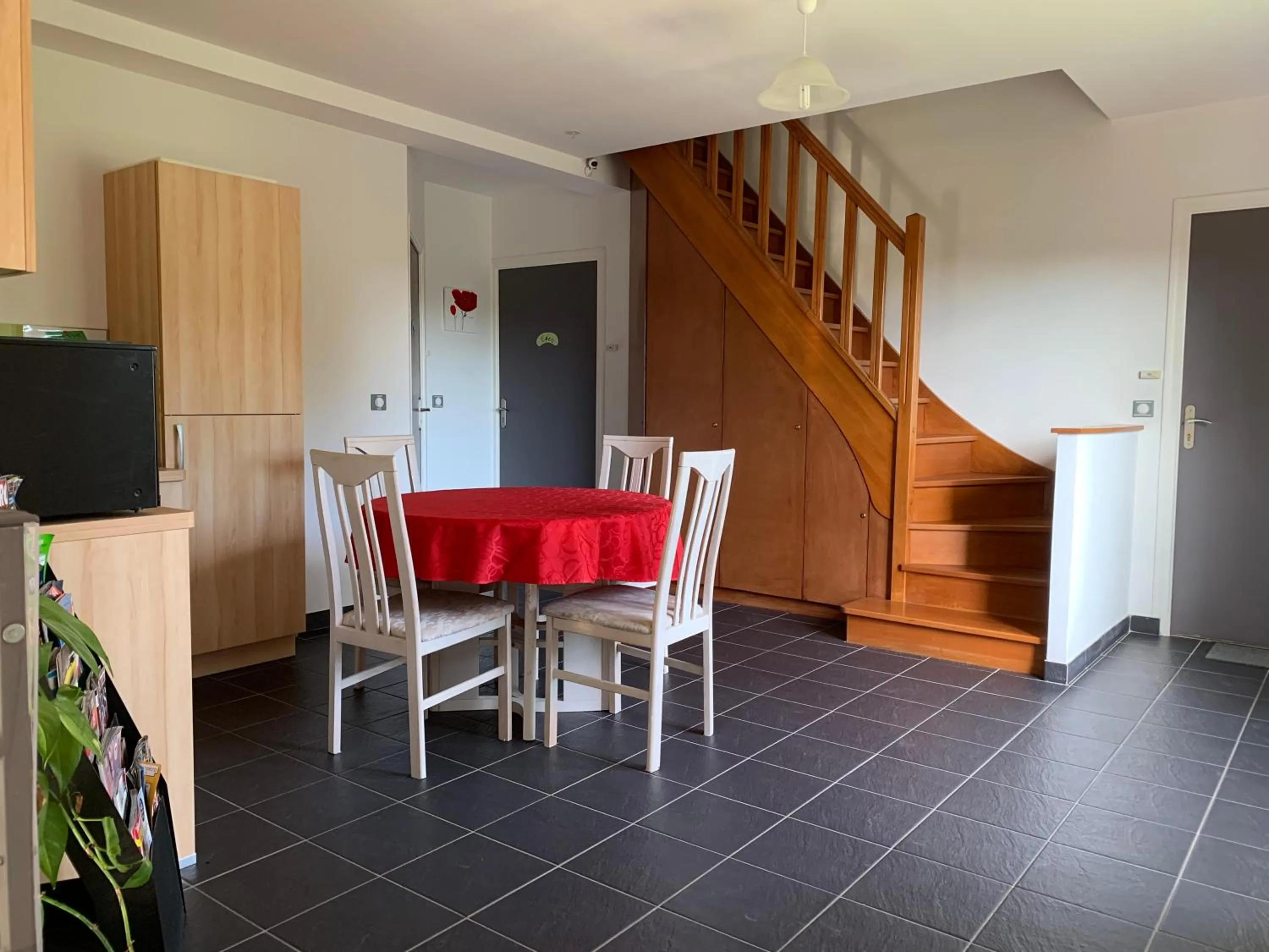 Dining area in La Raimbaudière