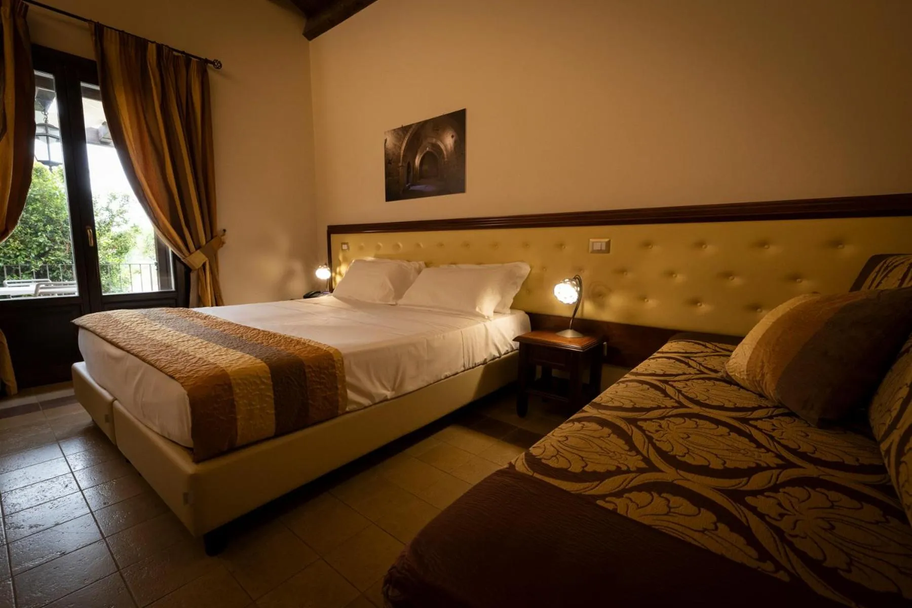 Bedroom, Bed in Badiula