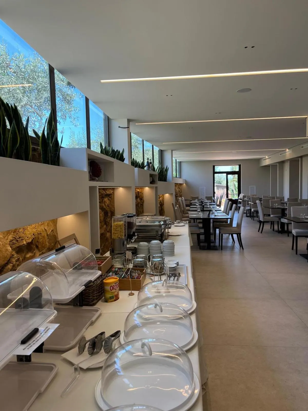 Restaurant/places to eat in Badiula