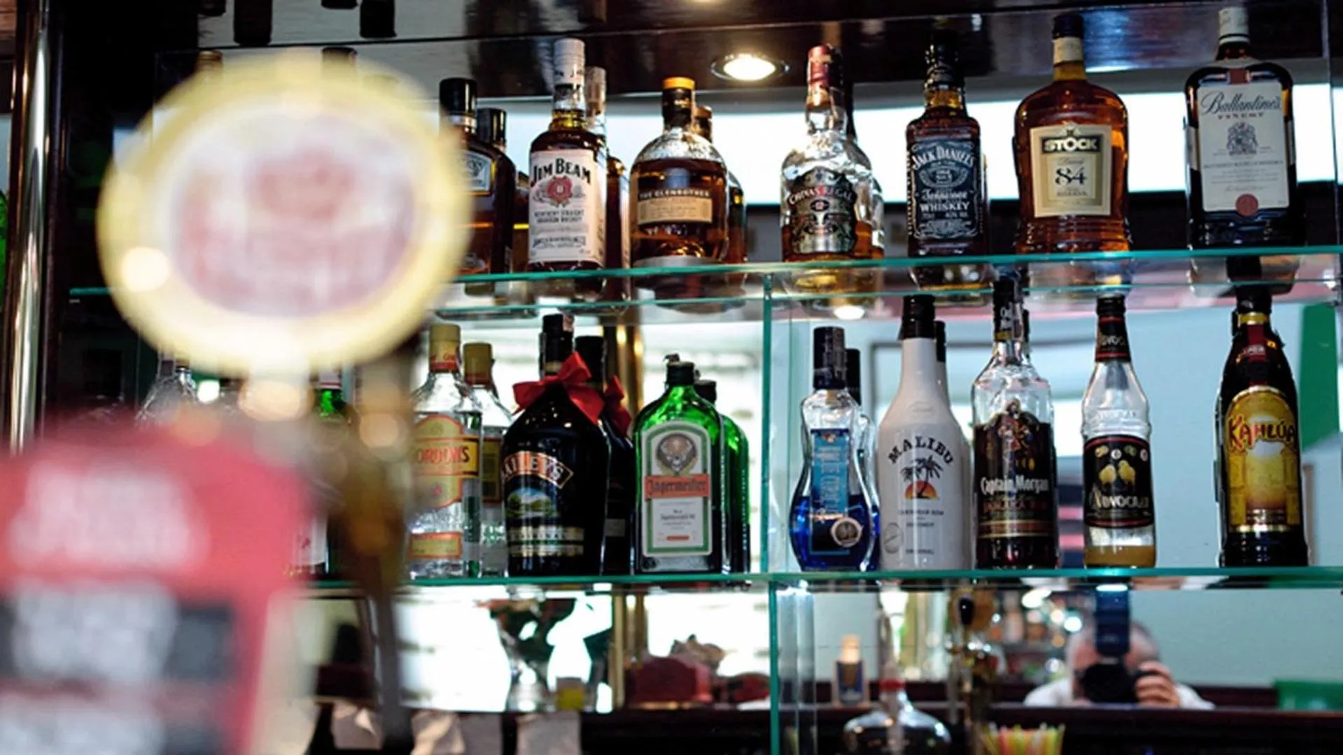 Restaurant/places to eat in Park Hotel