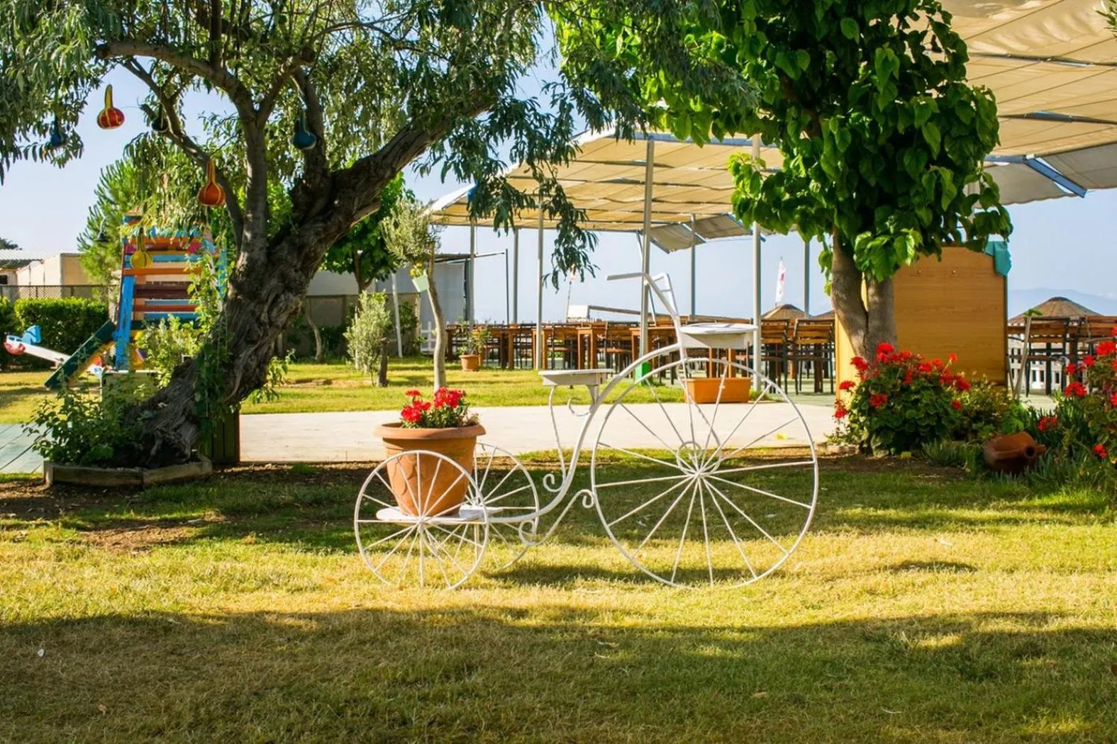 Teos Ormanci Tatil Koyu
