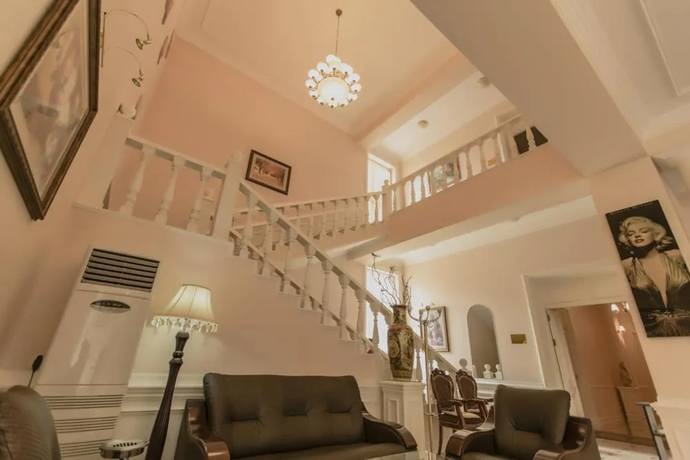 Area and facilities in Konstantin Hotel