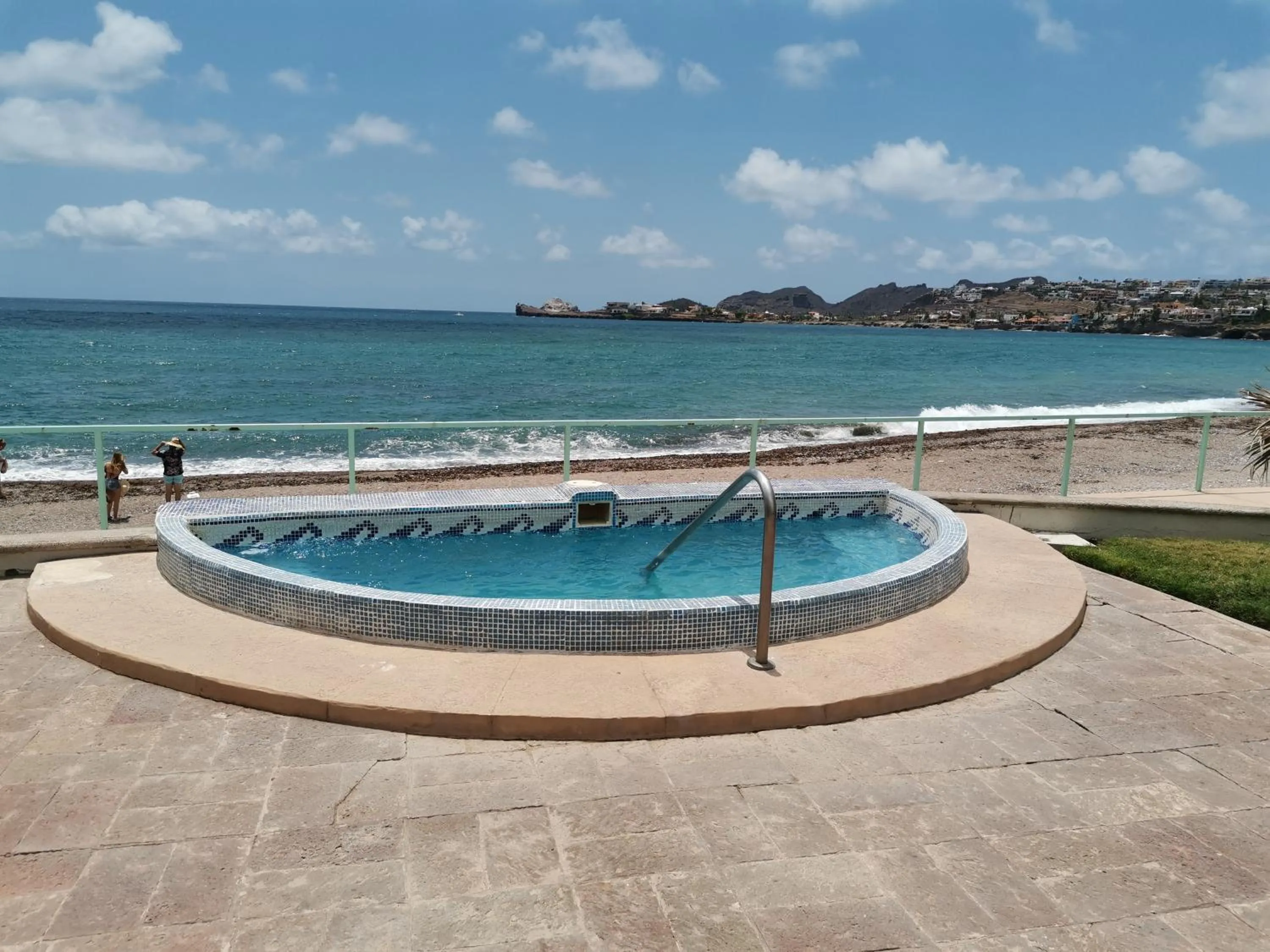 Pool view in Condominios San Carlos