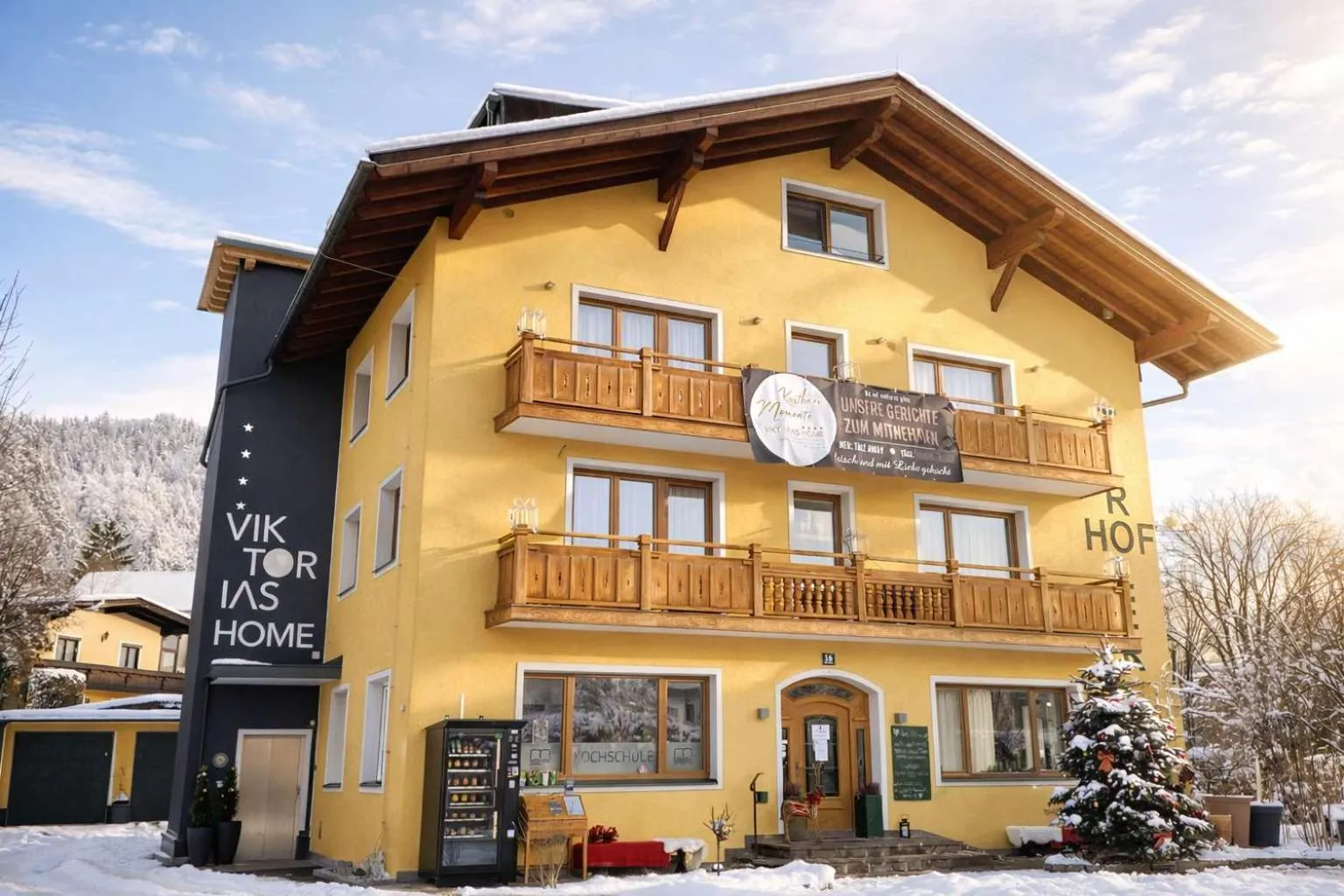 Property building in Hotel VIKTORIAS HOME in Kufstein