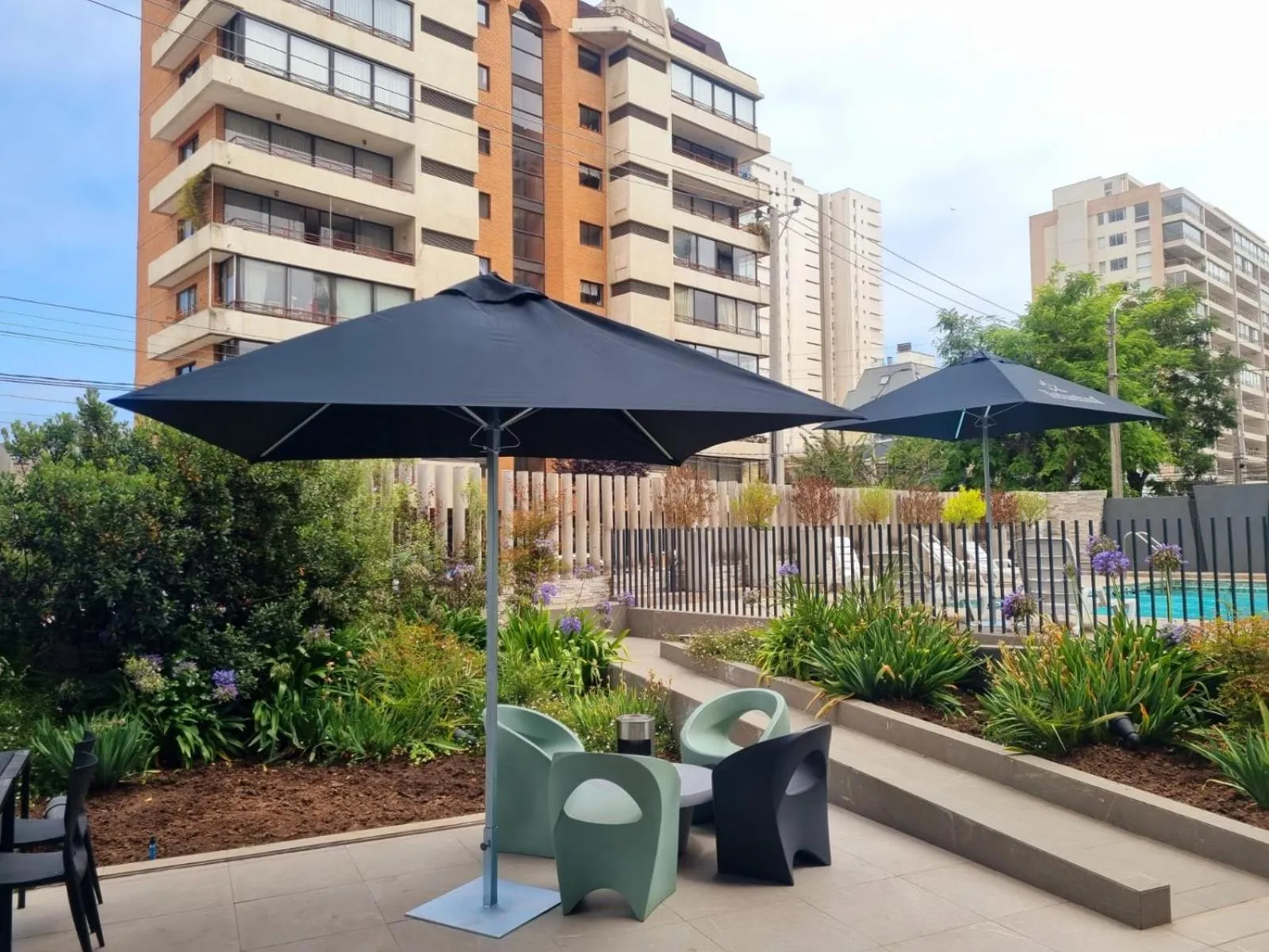 Swimming pool in Hotel Diego de Almagro Viña del Mar