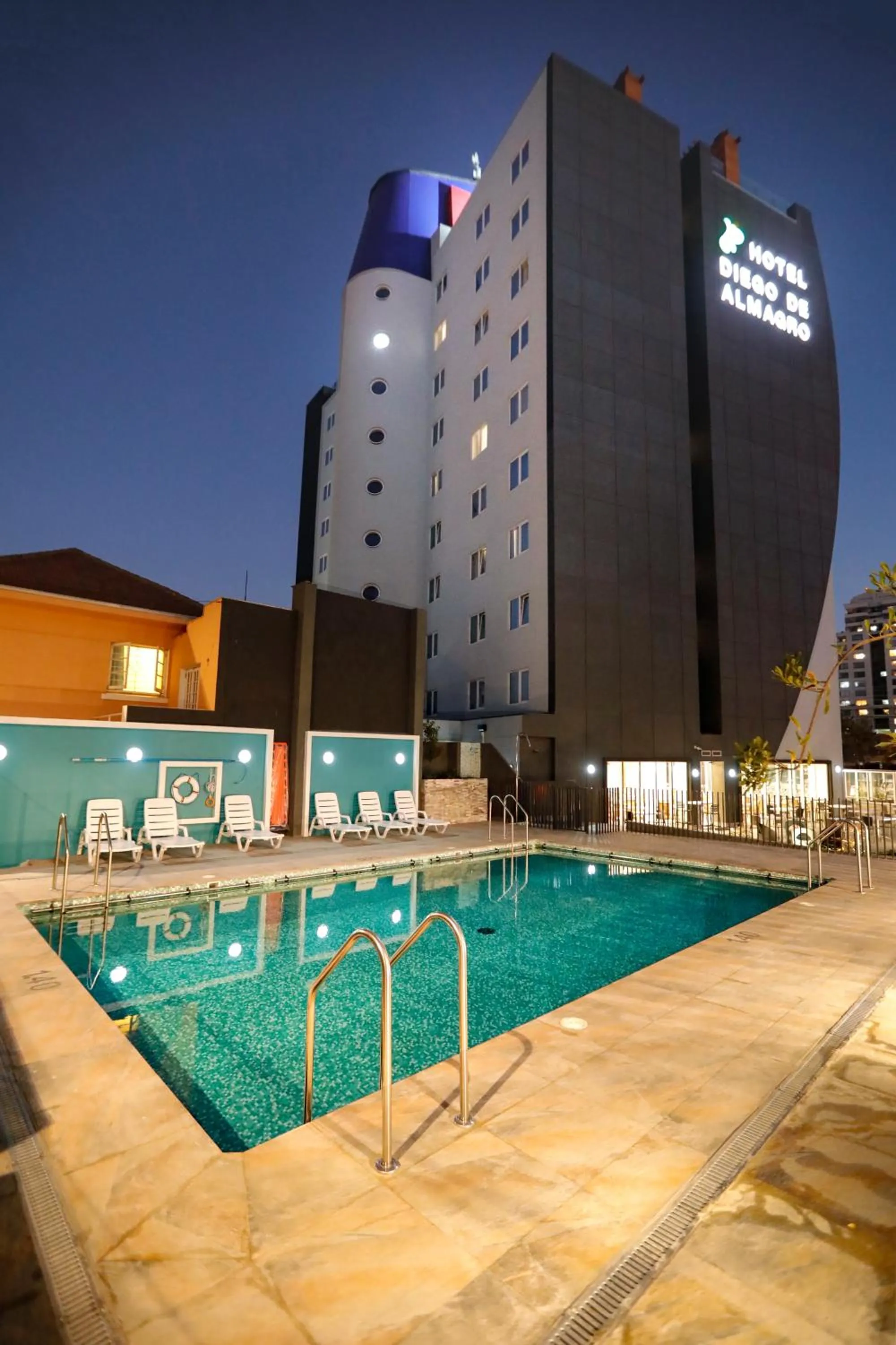 Summer in Hotel Diego de Almagro Viña del Mar